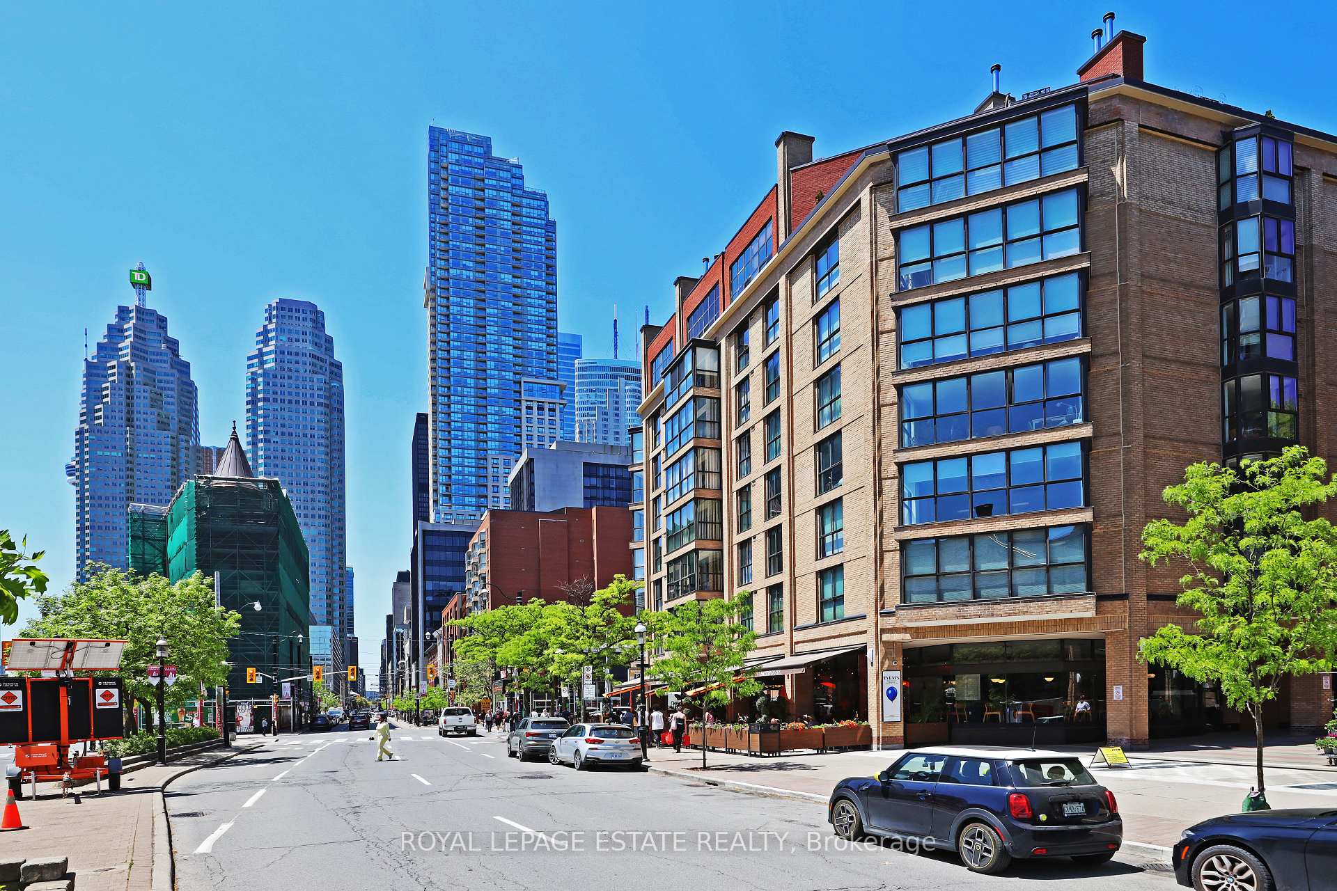 35 Church Street 306, Toronto C08, ON M5E 1T3
