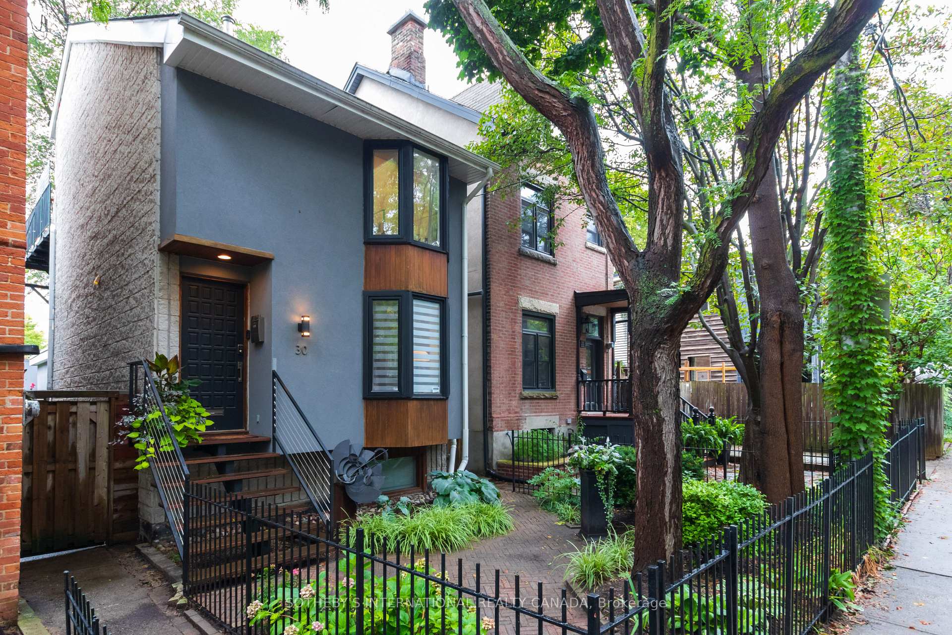 30 Sword Street, Toronto C08, ON M5A 3N2