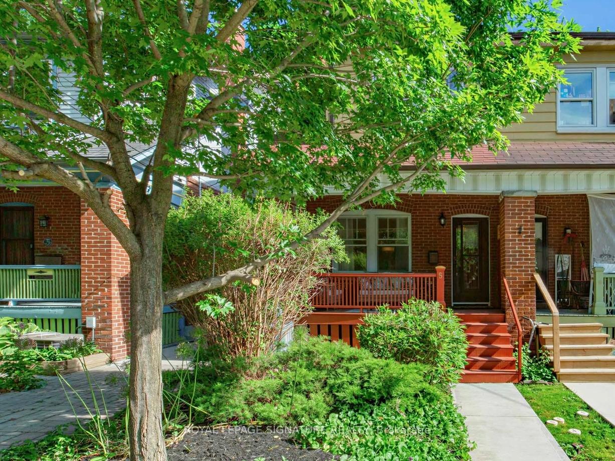 5 Watford Avenue, Toronto C03, ON M6C 1G4 — Toronto C03, Ontario