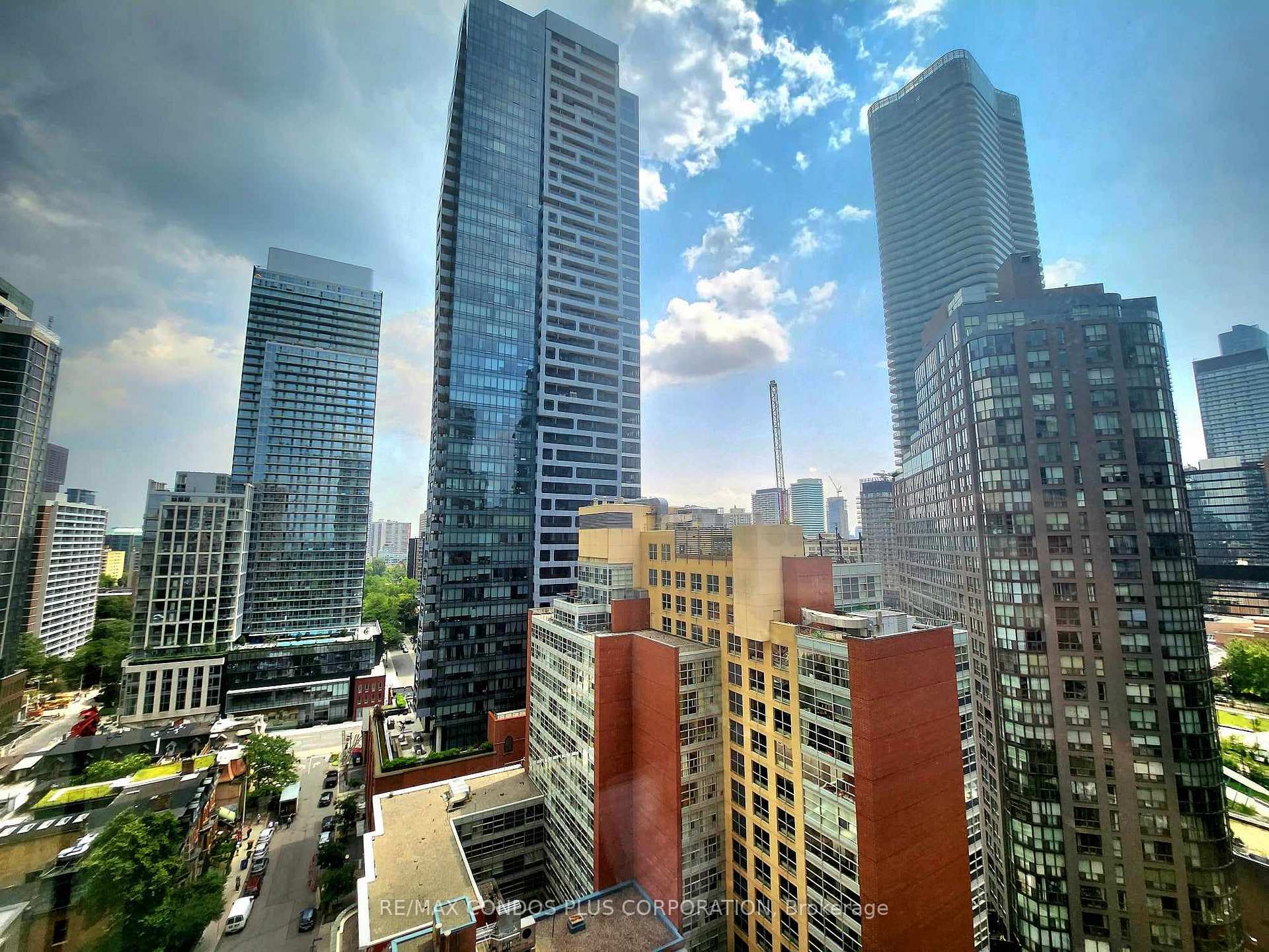 1001 Bay Street 1804, Toronto C01, ON M5S 3A6