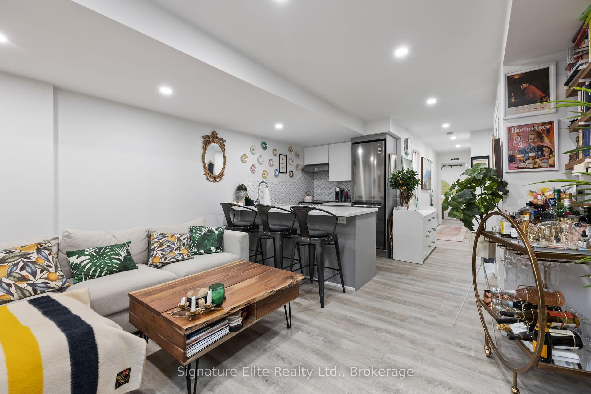157 Dovercourt Road Bsmt, Toronto C01, ON M6J 3C6