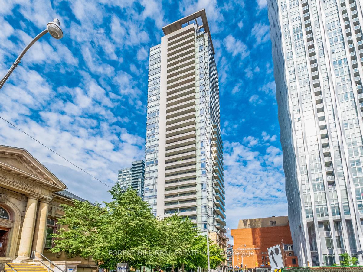 18 Yorkville Avenue 2405, Toronto C02, ON M4W 3Y8