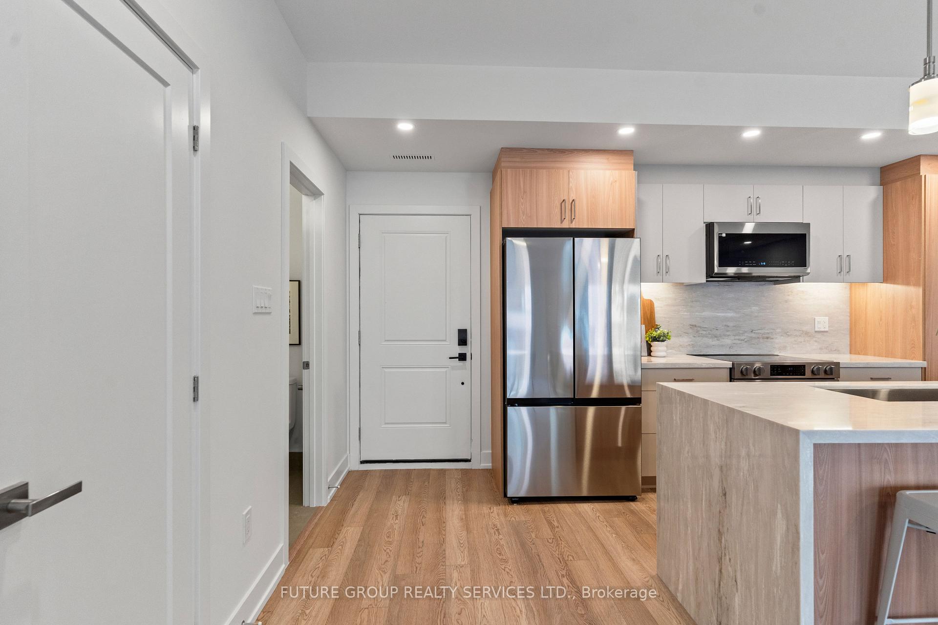 86 Kenwood Avenue Unit 5, Toronto C03 — photo 2 of 5