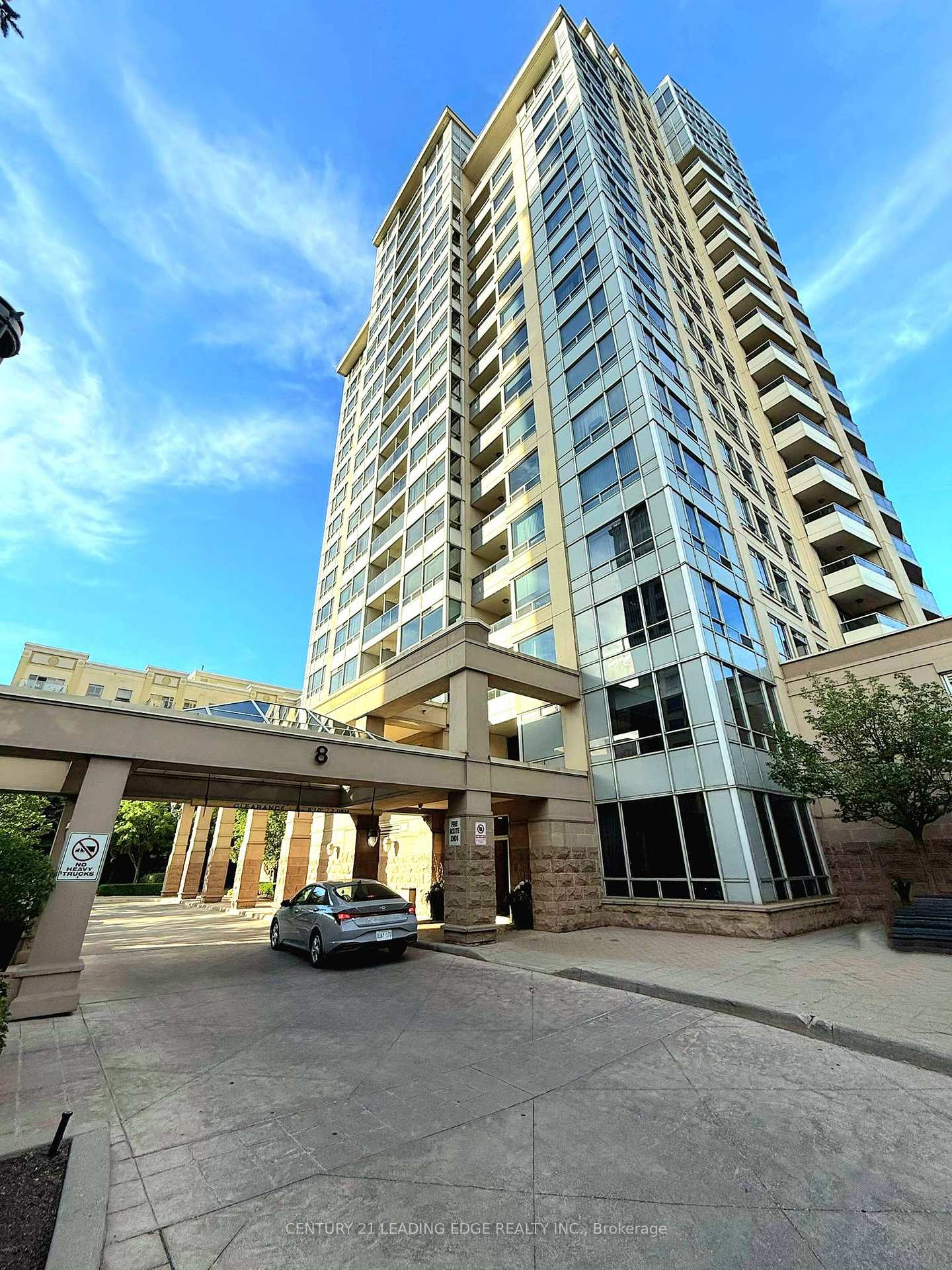 8 Rean Drive 1111, Toronto C15, ON M2K 3B9