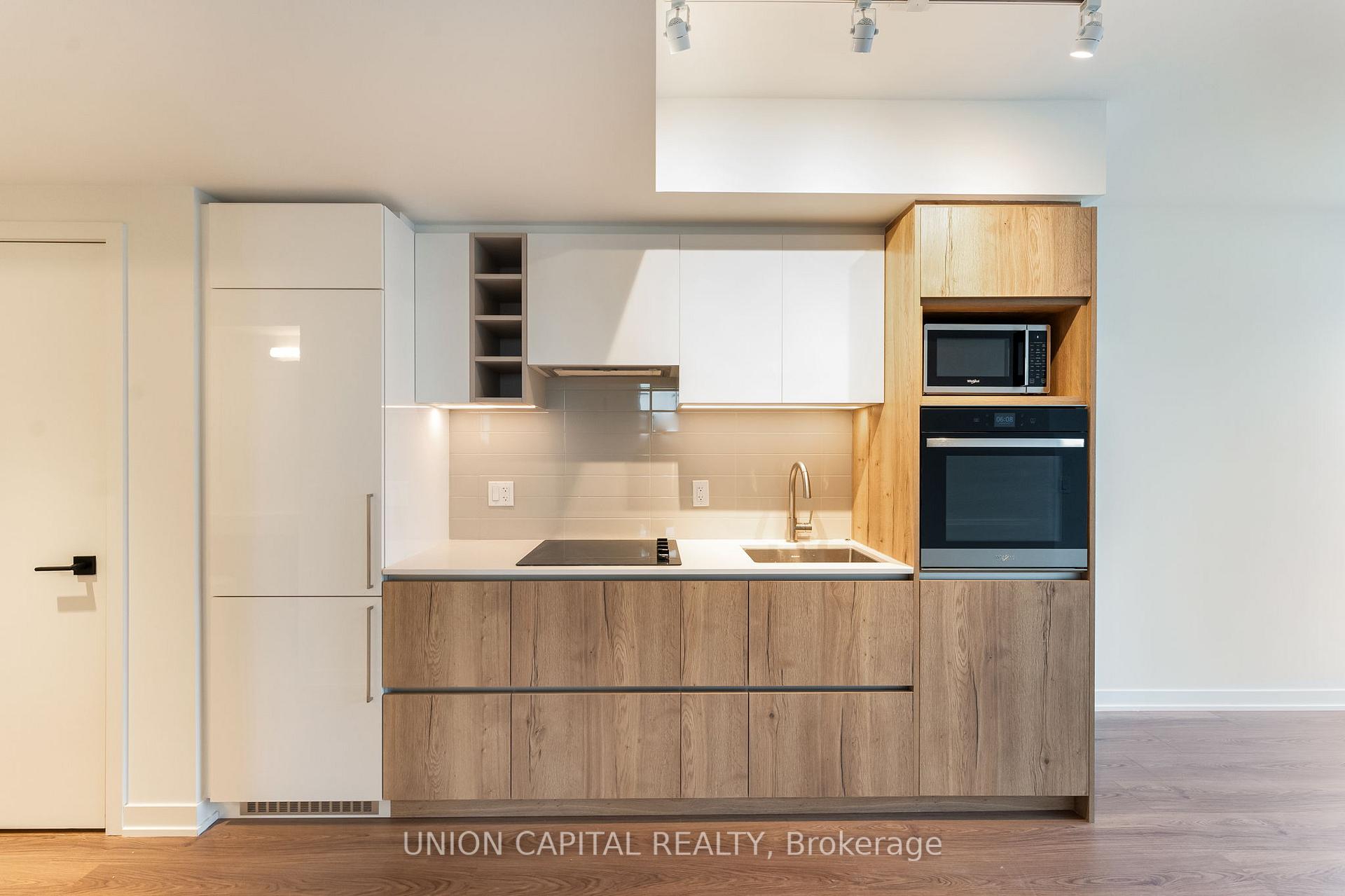 319 Jarvis Street 3702, Toronto C08, ON M5B 0C8