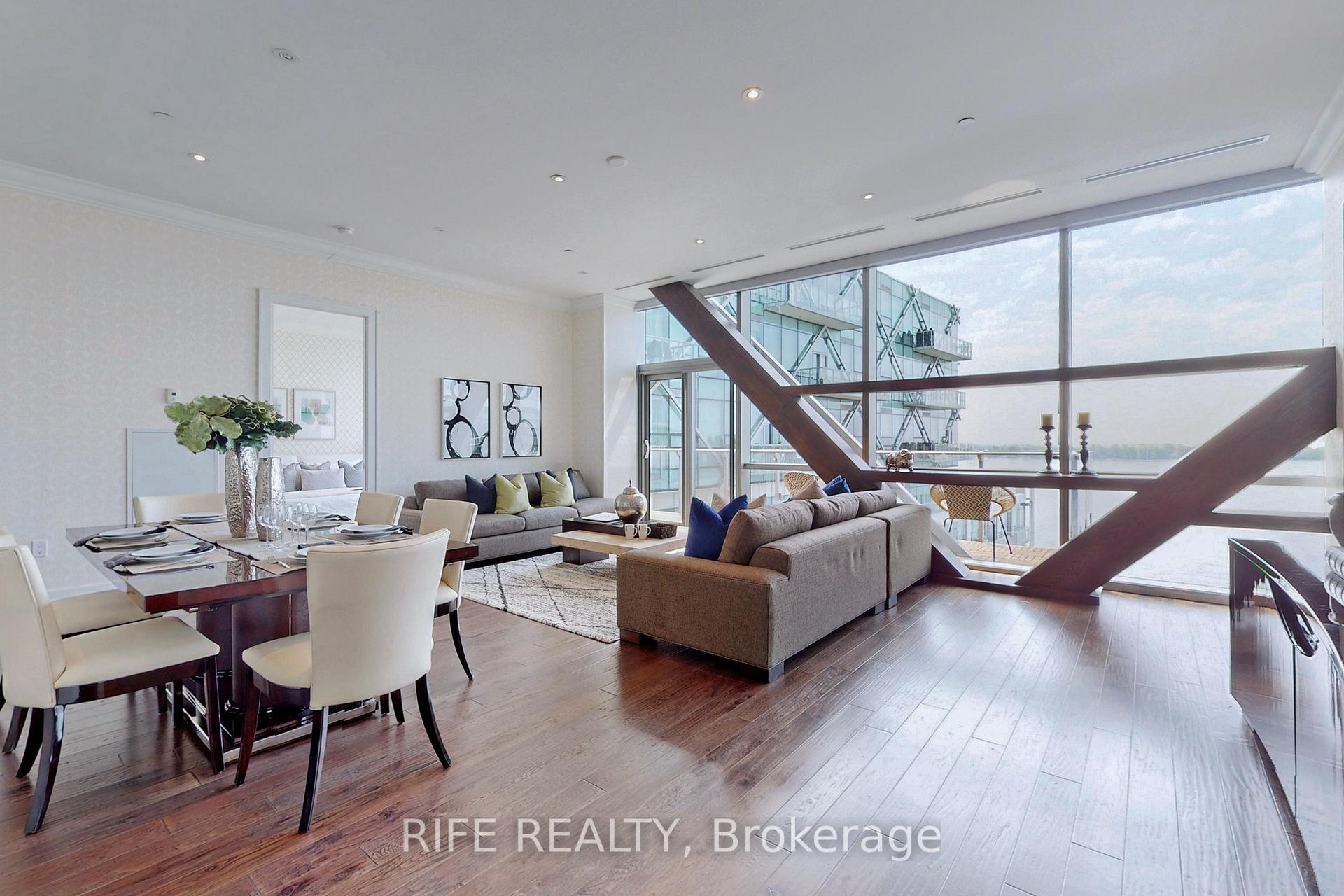 39 Queens Quay E 1208, Toronto C01, ON M5E 0A5