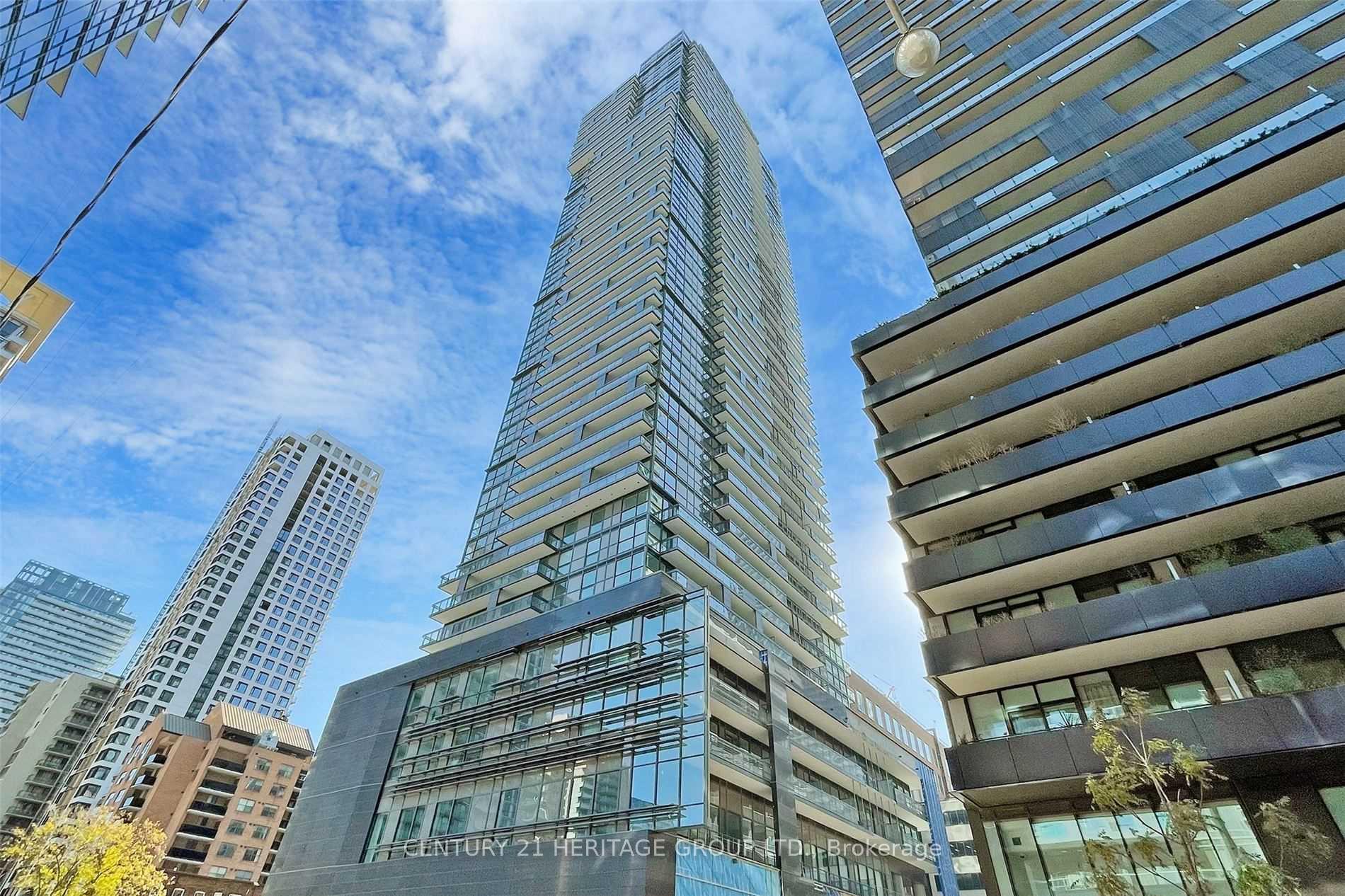 39 Roehampton Avenue 2809, Toronto C10, ON M4P 0G1