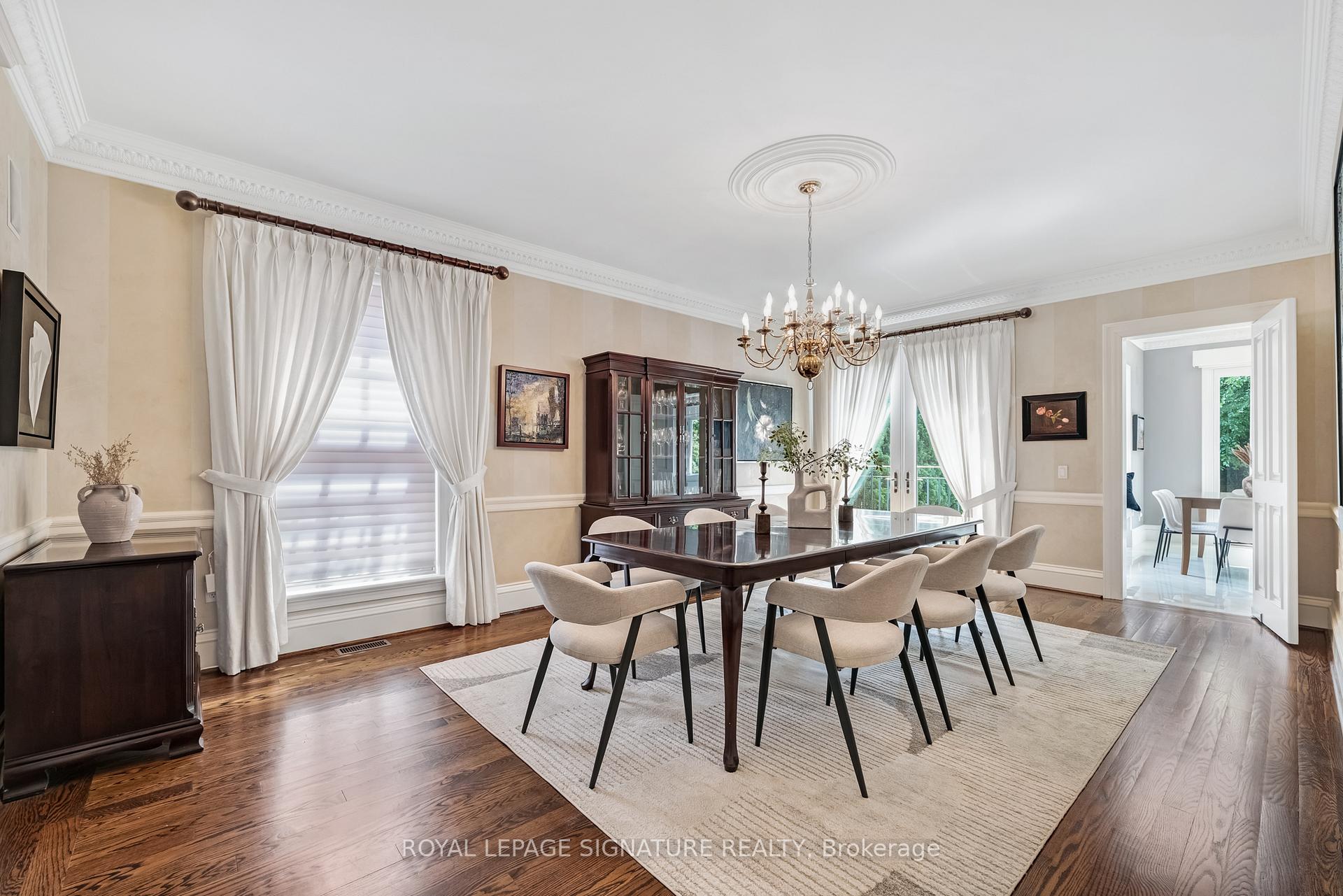 127 Buckingham Avenue, Toronto C12 — photo 5 of 5