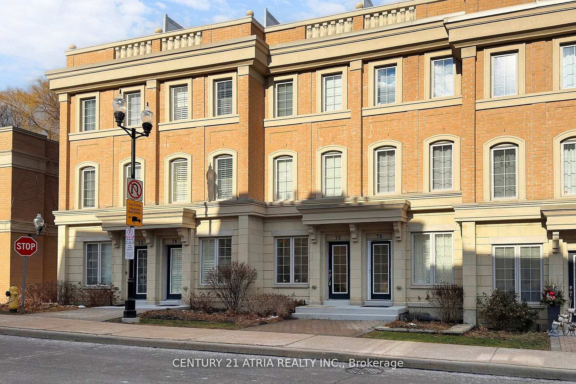 76 Hargrave Lane, Toronto C12, ON M4N 0A4 — Toronto C12, Ontario