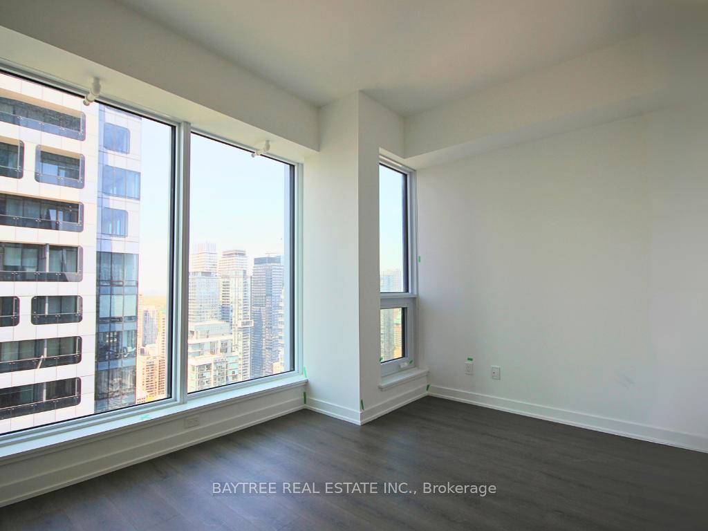 8 Wellesley Street W 3106, Toronto C01, ON M4Y 3B2