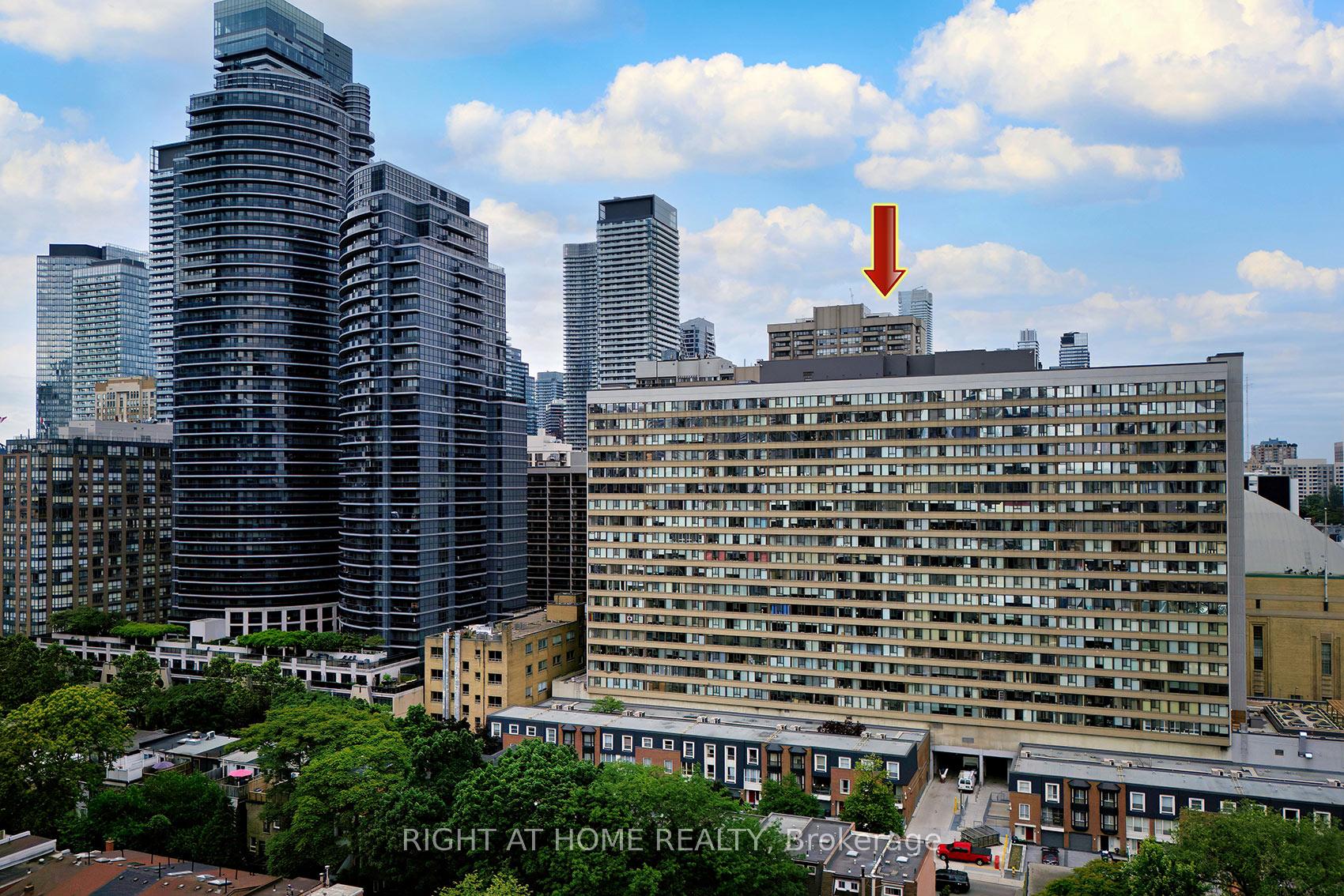 45 Carlton Street 304, Toronto C08, ON M5B 2H9