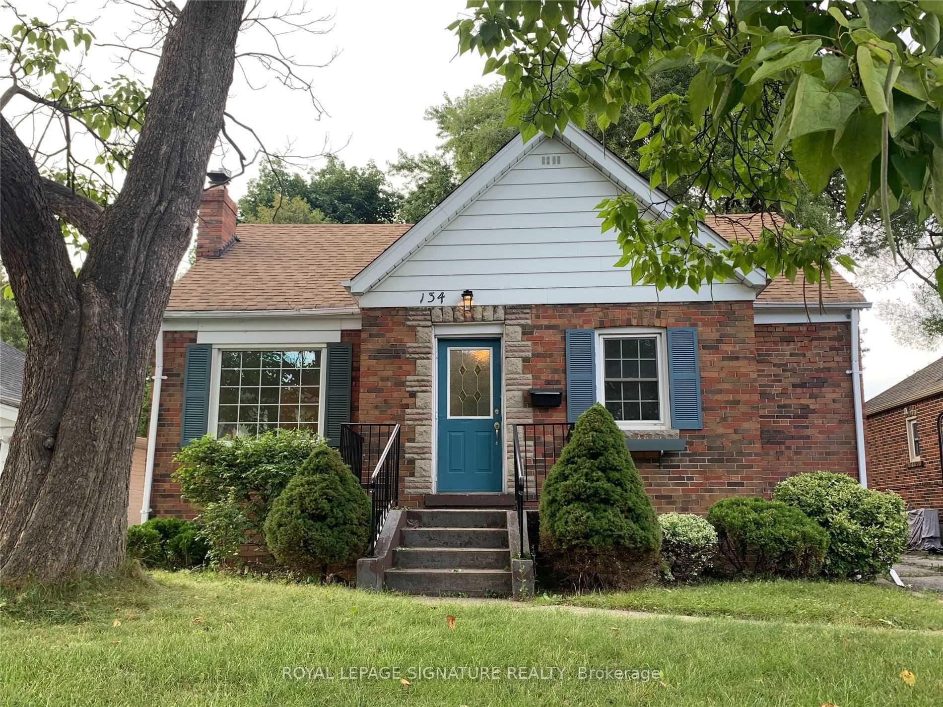 134 Glendora Avenue, Toronto C14, ON M2N 2W2