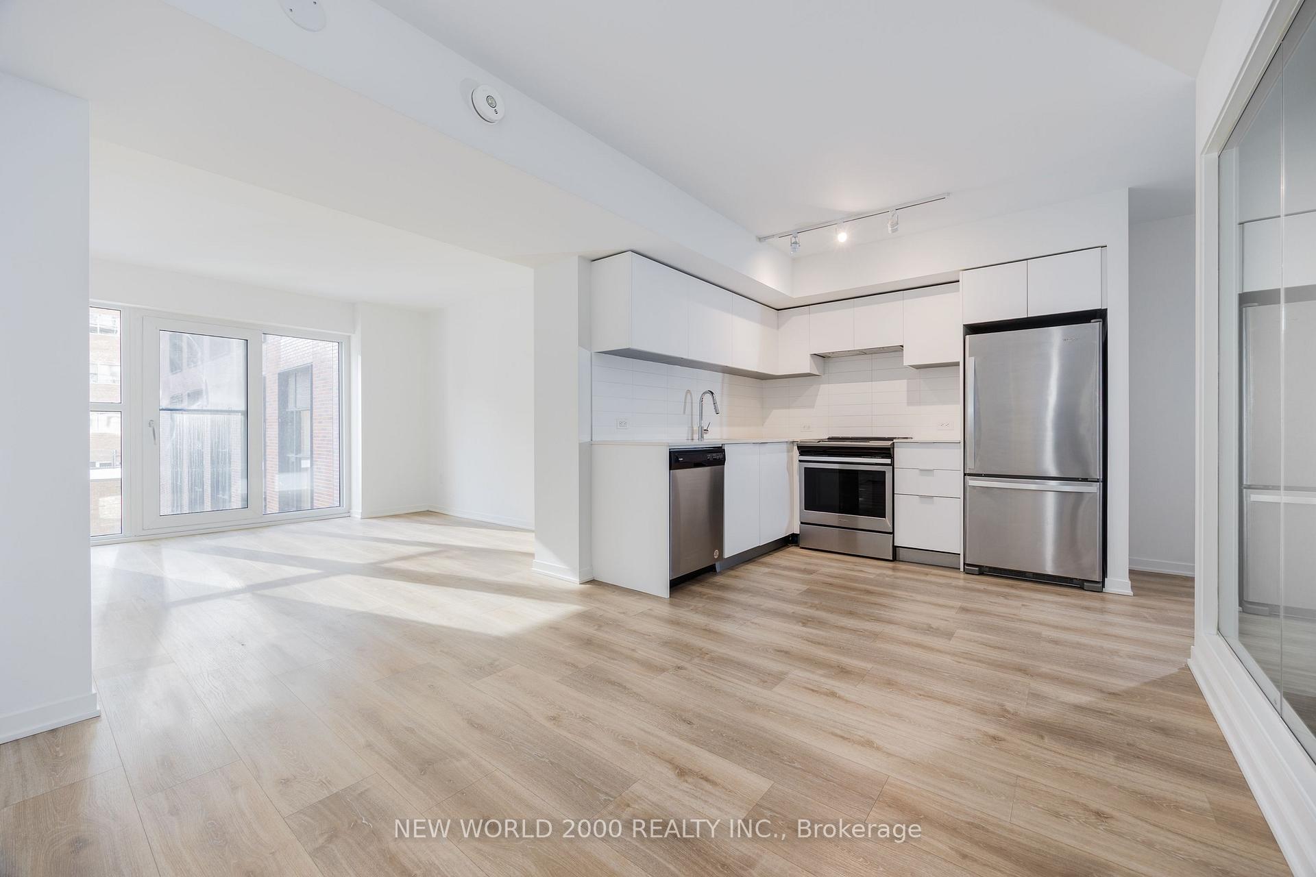 101 Roehampton Avenue 2002, Toronto C10, ON M4P 2W2