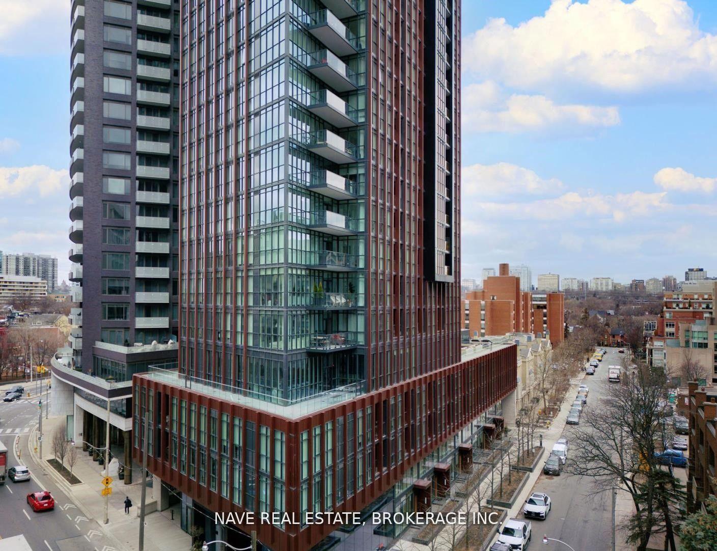 32 Davenport Road E 1905, Toronto C02, ON M5R 0B5