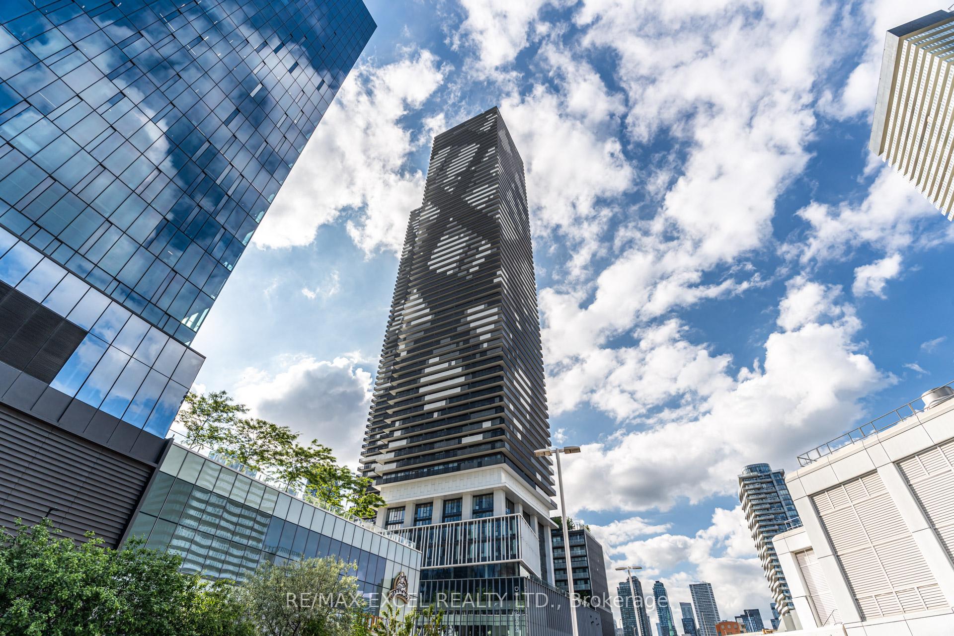 138 Downes Street 808, Toronto C08, ON M5E 0E4