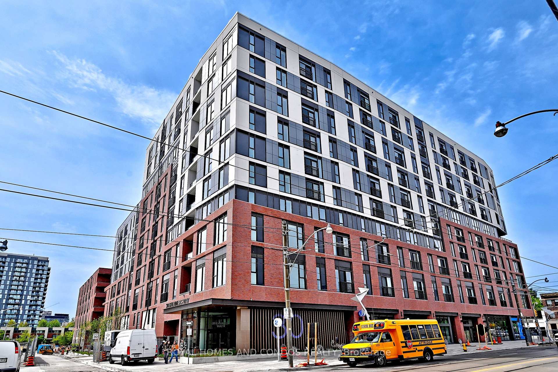 10 Oak Street 1510, Toronto C08, ON M5A 0Z1