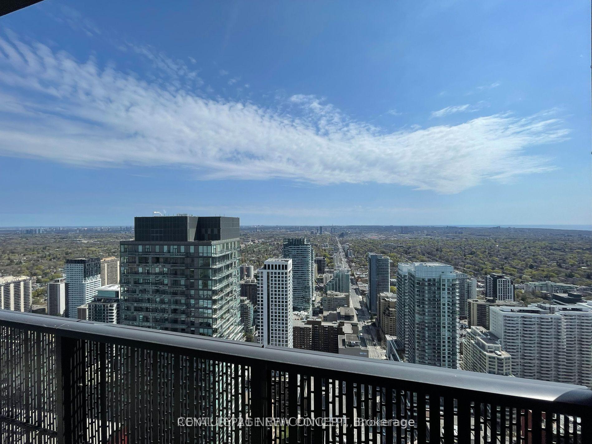 8 Eglinton Avenue E 4809, Toronto C10, ON M4P 0C1