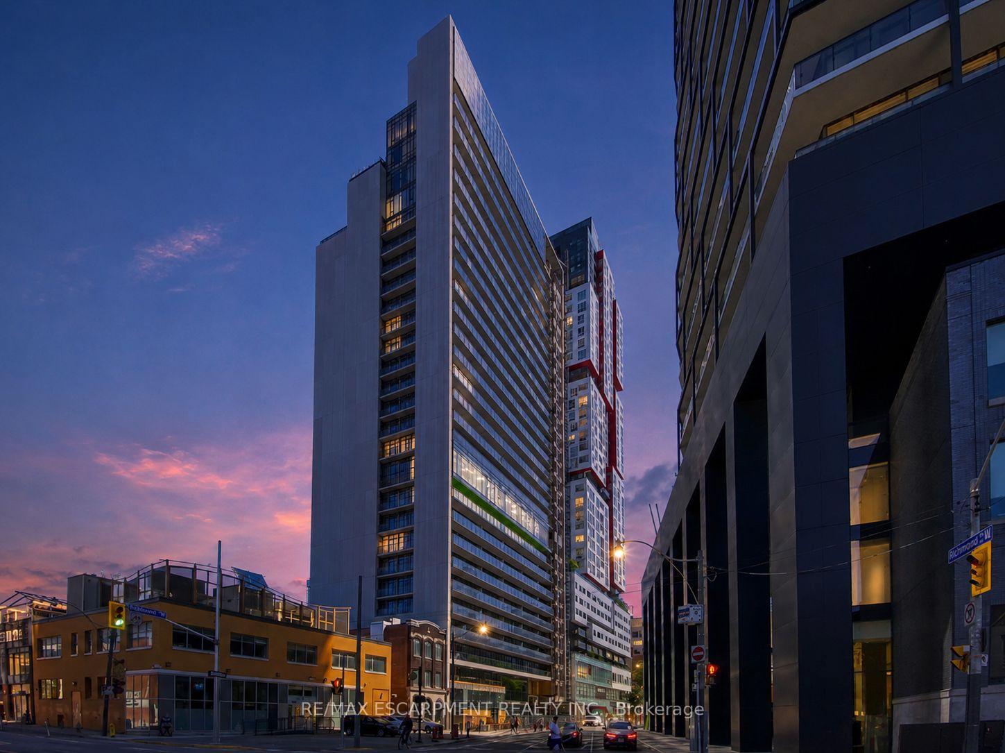 330 Richmond Street W 2116, Toronto C01, ON M5V 1X2