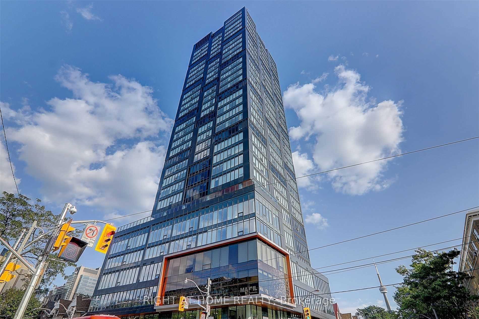 203 College Street 3004, Toronto C01, ON M5T 1P9