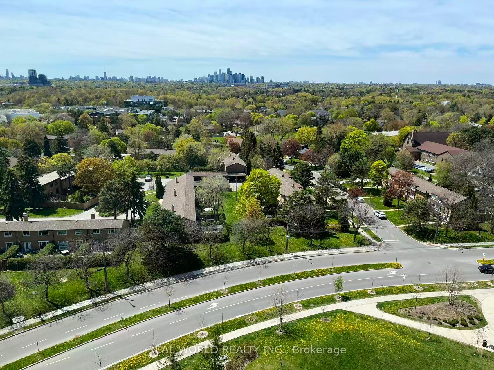 20 O'neill Road 1221, Toronto C13, ON M3C 0R2