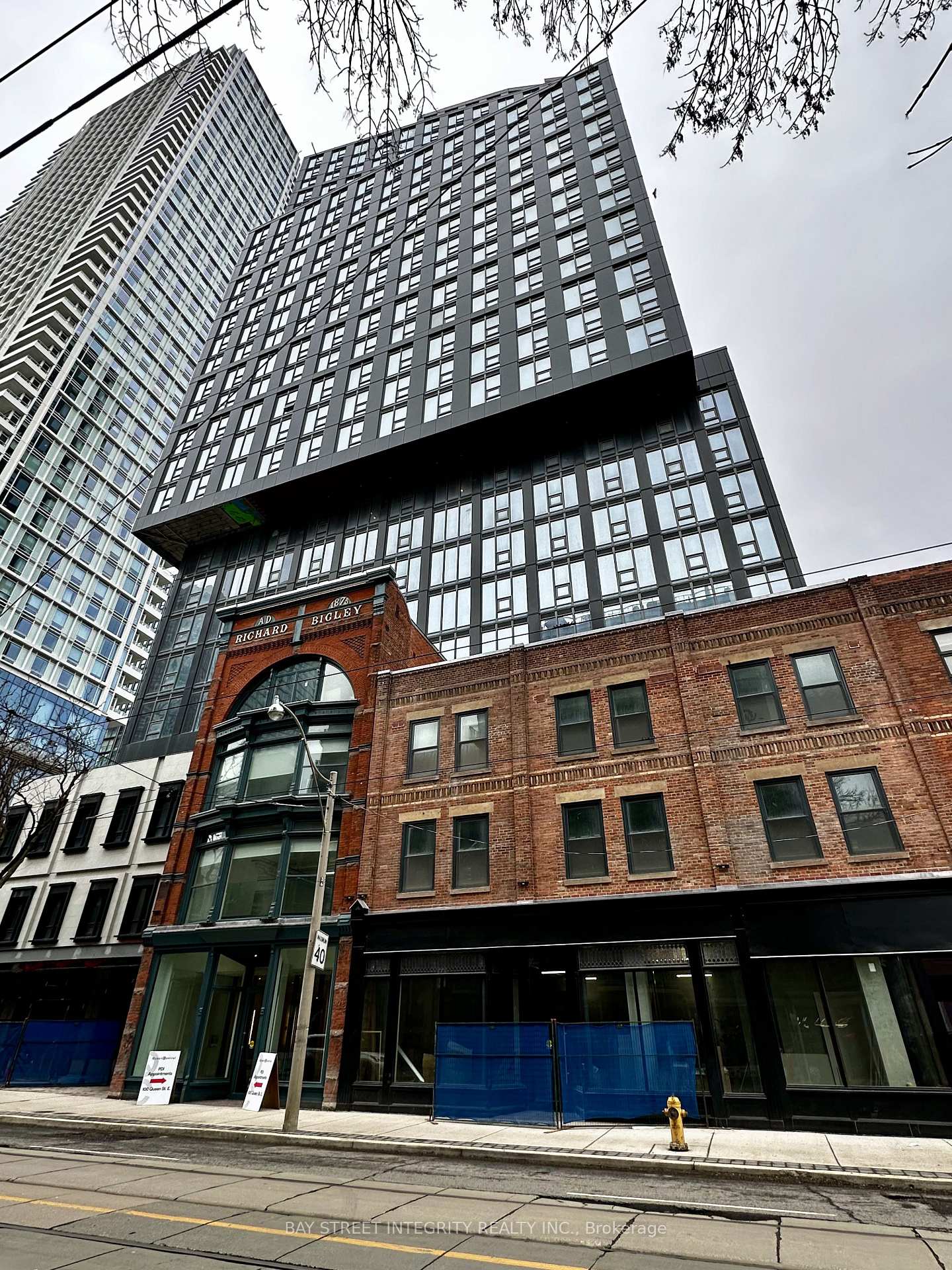 100 Queen Street E 709, Toronto C08, ON M5C 0B5