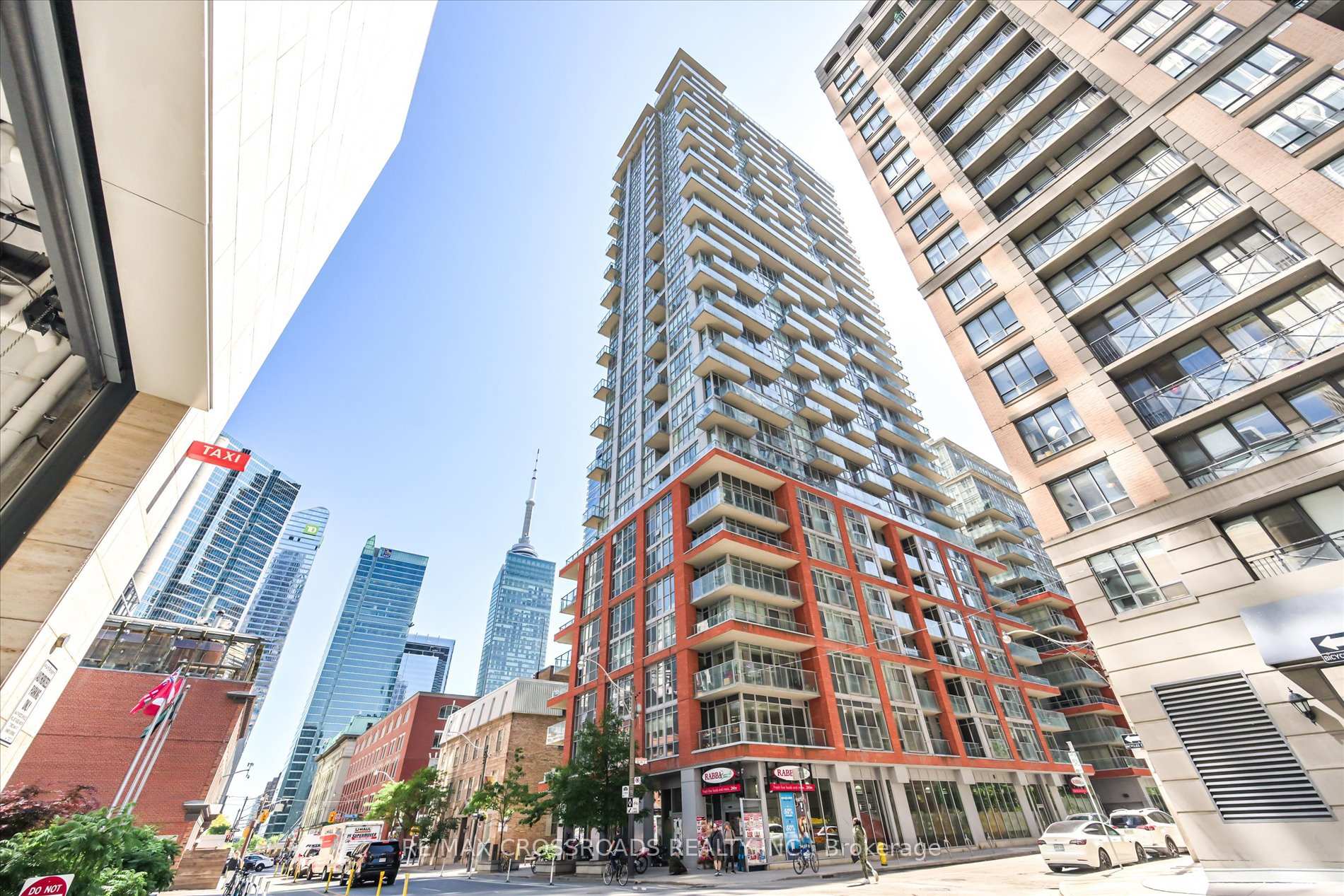 126 Simcoe Street 2109, Toronto C01, ON M5H 4E6