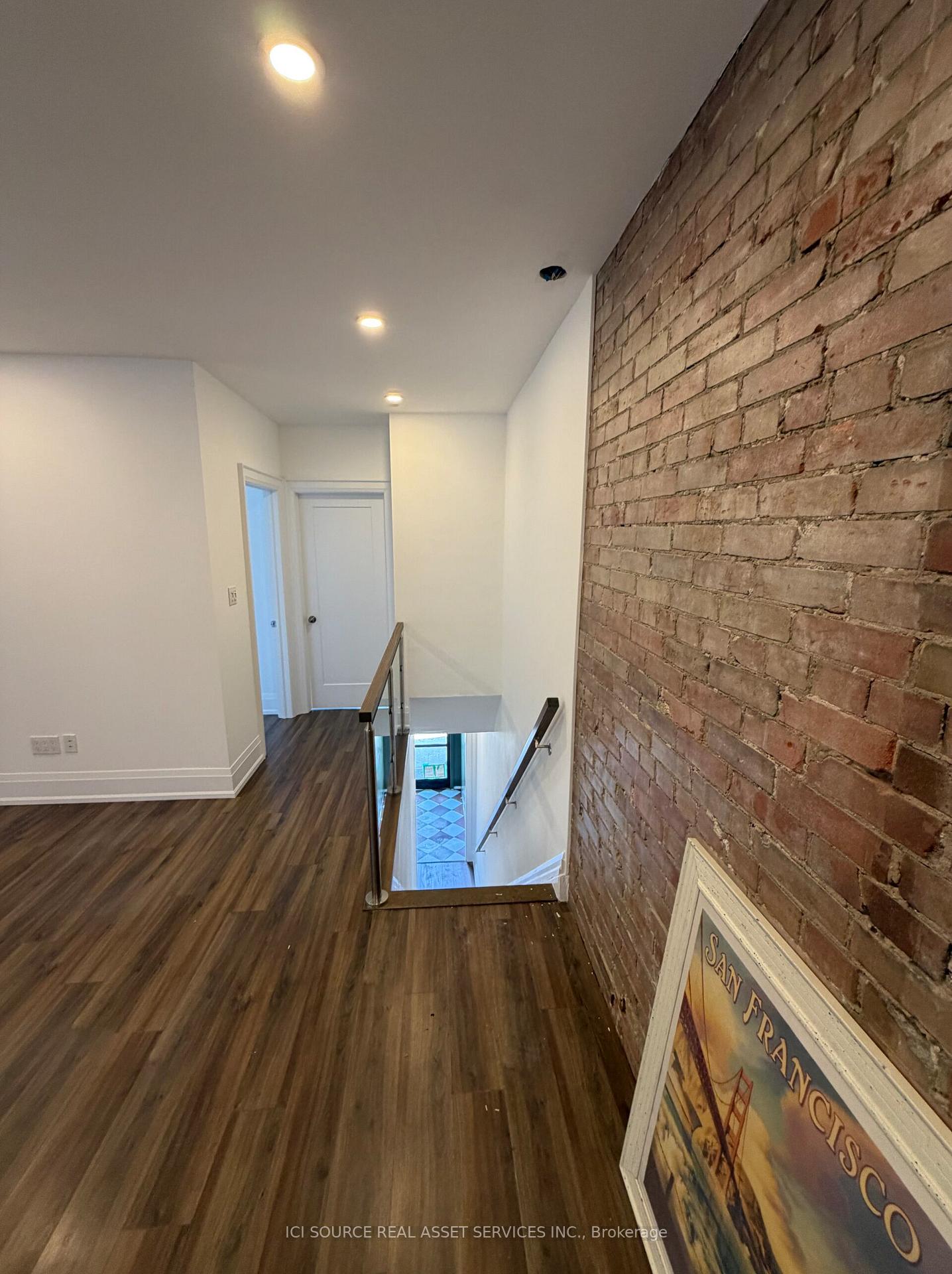 779 St Clair Avenue W 2nd Floor, Toronto C02, ON M6C 1B7