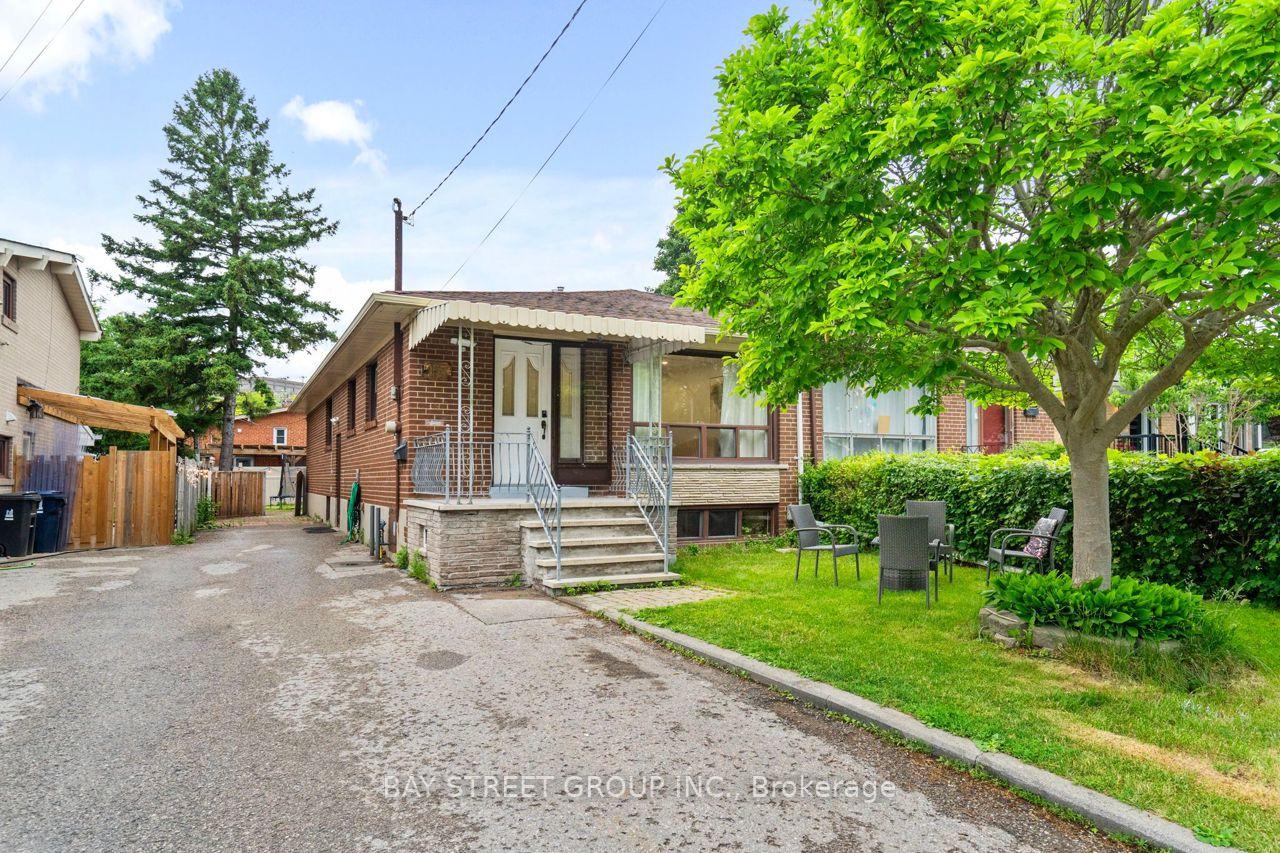 155 Roywood Drive BSMT, Toronto C13, ON M3A 2E3