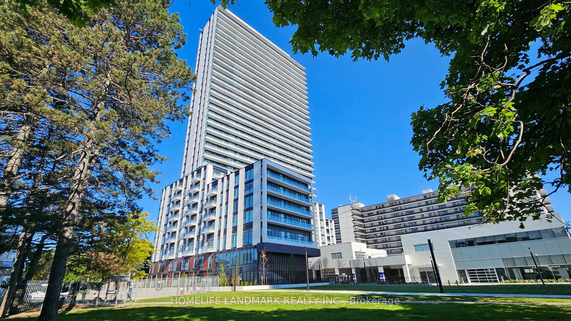 5858 Yonge Street LPH25, Toronto C07, ON M2M 0C6