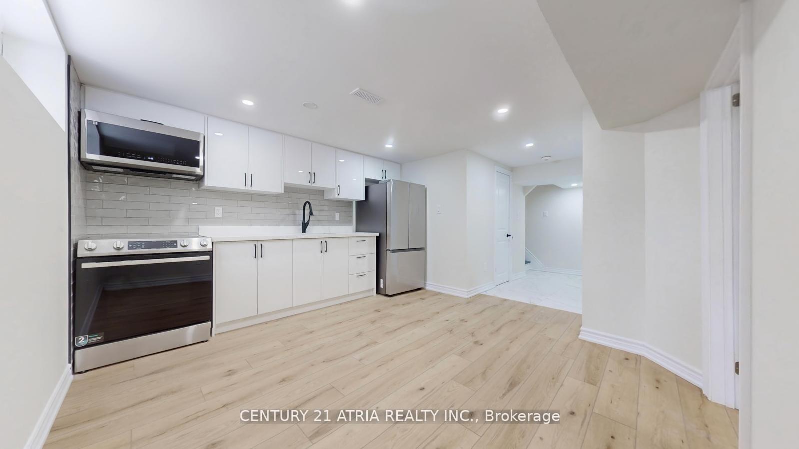 57 Saddle Ridge Drive Lower B, Toronto C13, ON M4A 1Z6