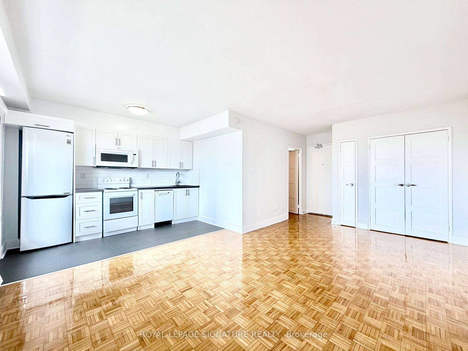 276 St George Street 908, Toronto C02, ON M5R 2P6