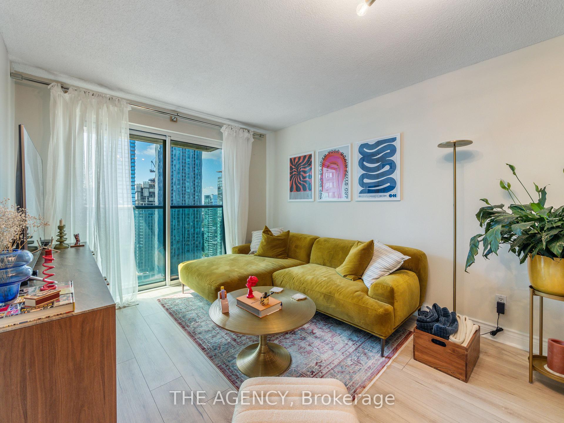 8 Park Road 3301, Toronto C09, ON M4W 3S5