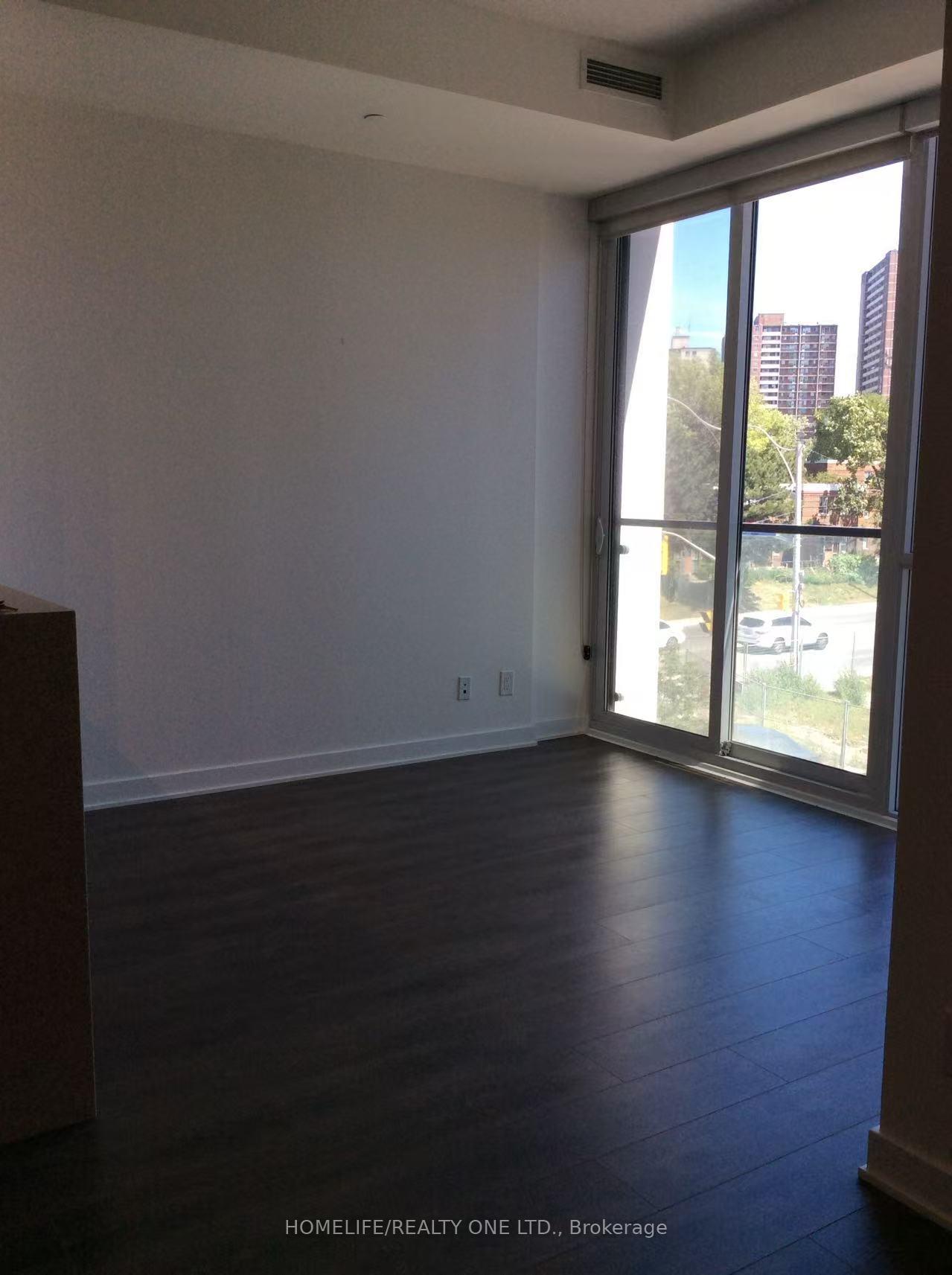 170 Sumach Street 302, Toronto C08, ON M5A 0C3
