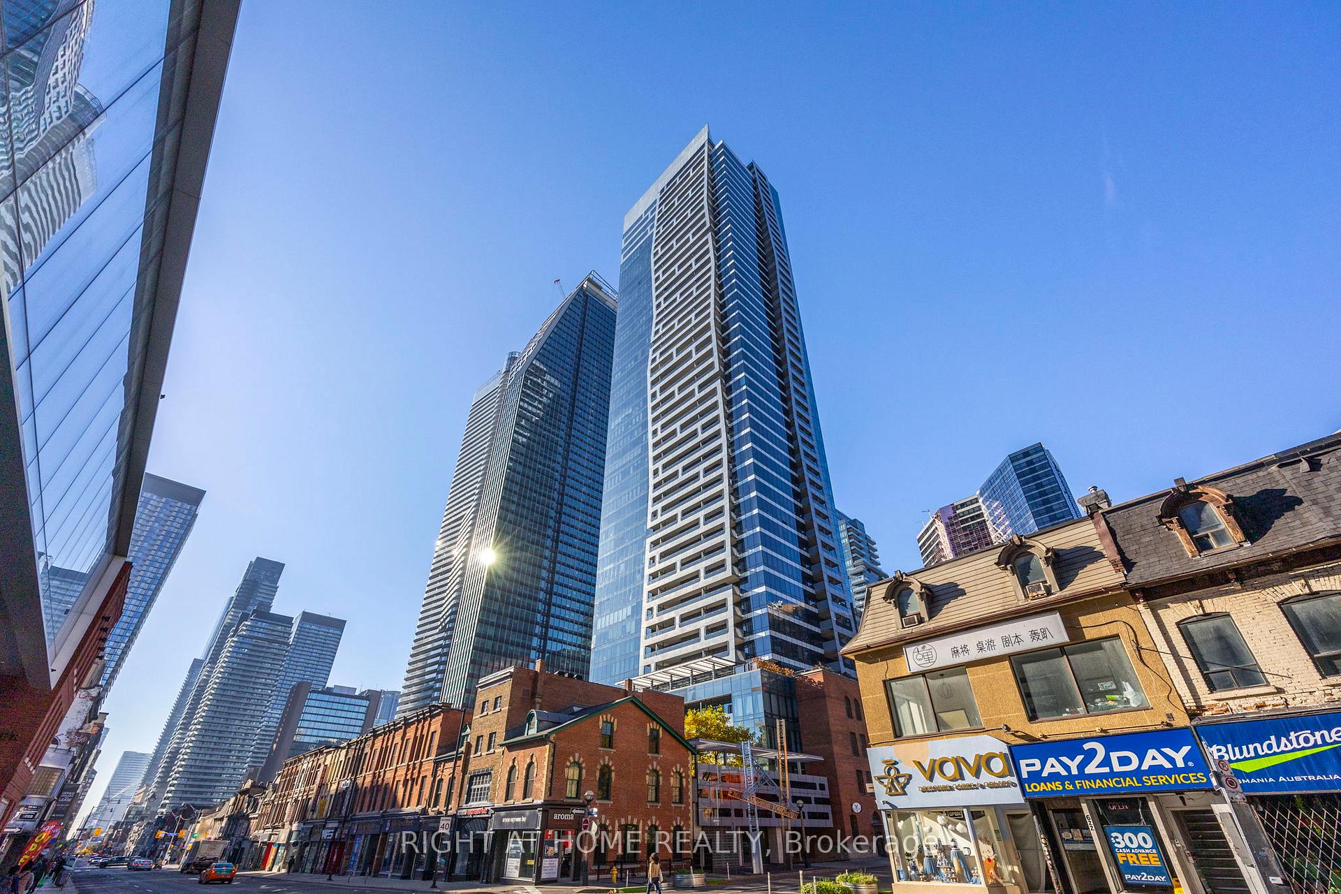 5 St. Joseph Street 3403, Toronto C01, ON M4Y 1J6
