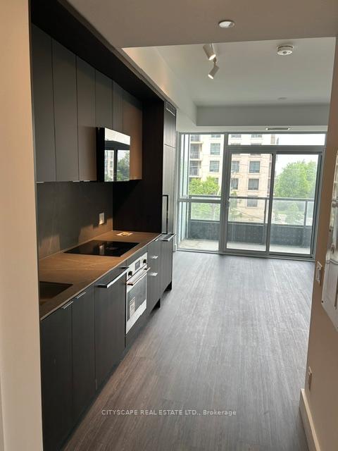 6 Greenbriar Road 324, Toronto C15, ON M2K 0H6