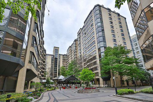 211 Saint Patrick Street C-PH 10, Toronto C01, ON M5T 2Y9