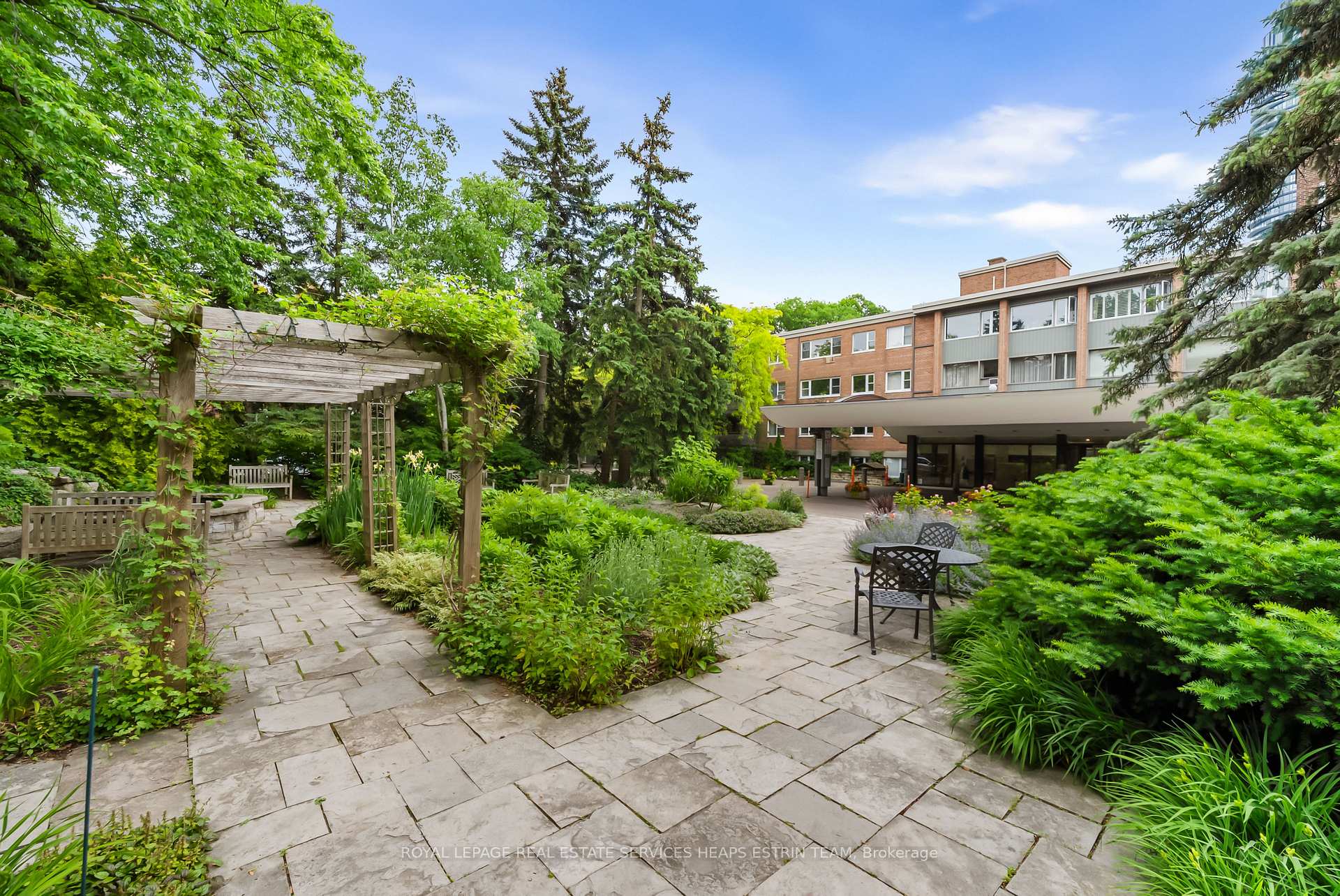 21 Dale Avenue 442, Toronto C09, ON M4W 1K3