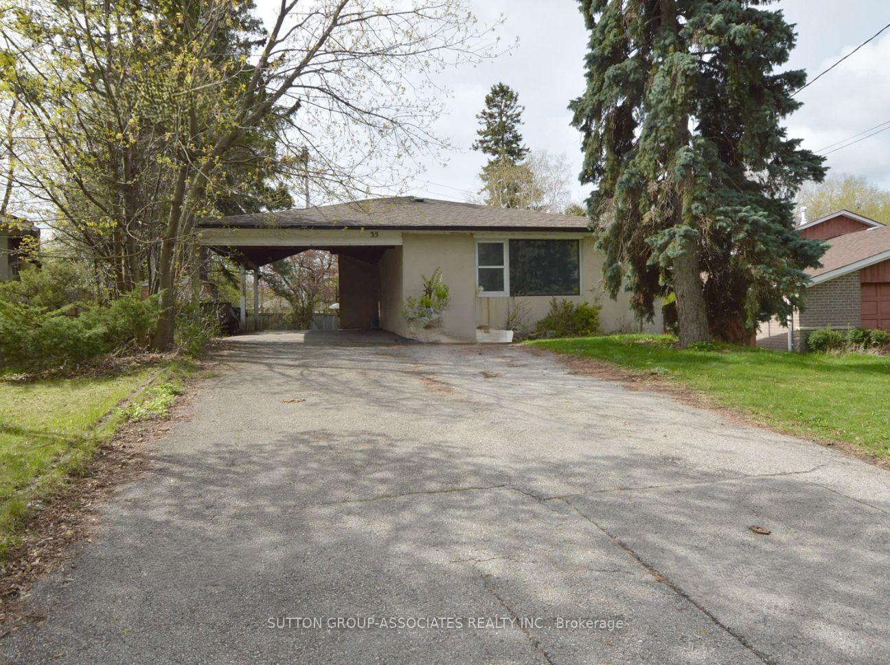 35 Longhope Place, Toronto C15, ON M2J 1Y1