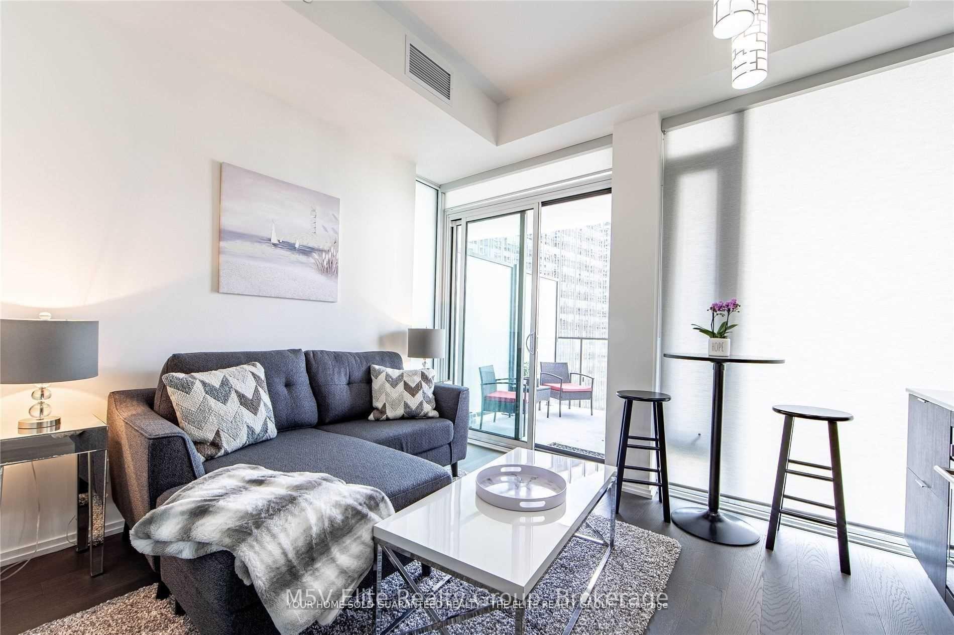 5 Soudan Avenue 1512, Toronto C10, ON M4S 0B1