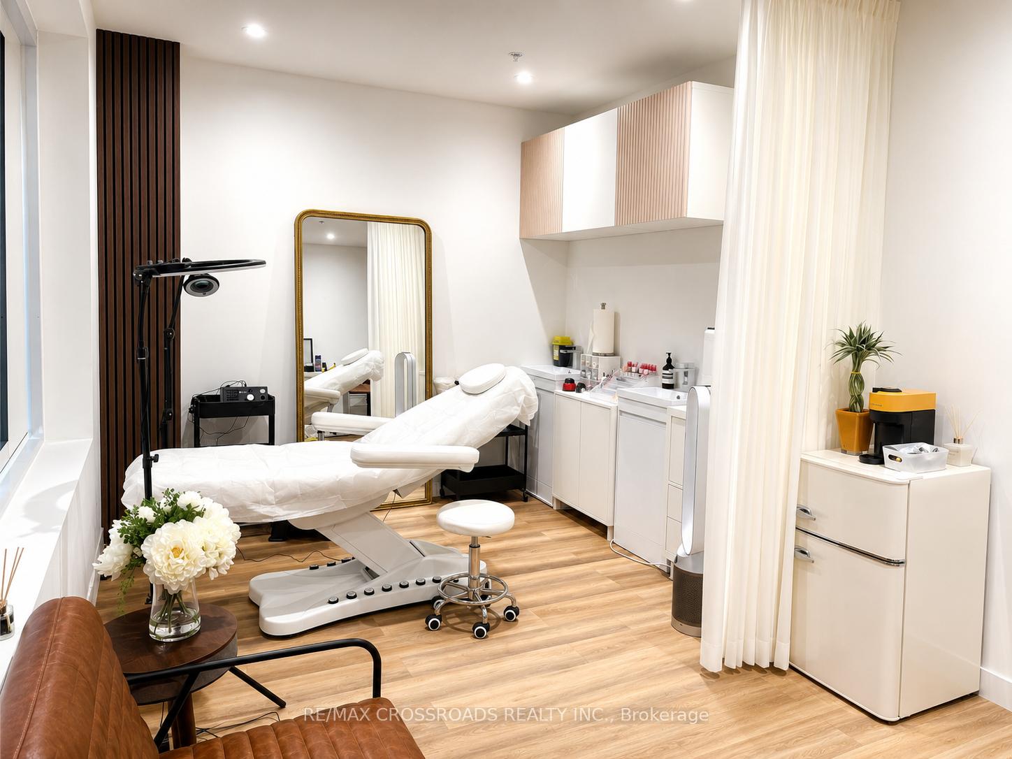 333 Sheppard Avenue E A, Toronto C14, ON M2N 3B3
