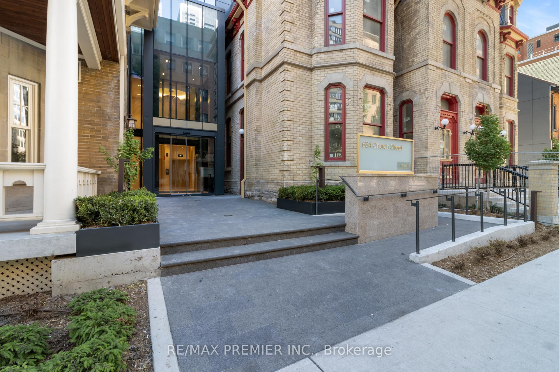 634 Church Street 2505, Toronto C08, ON M4Y 0G9