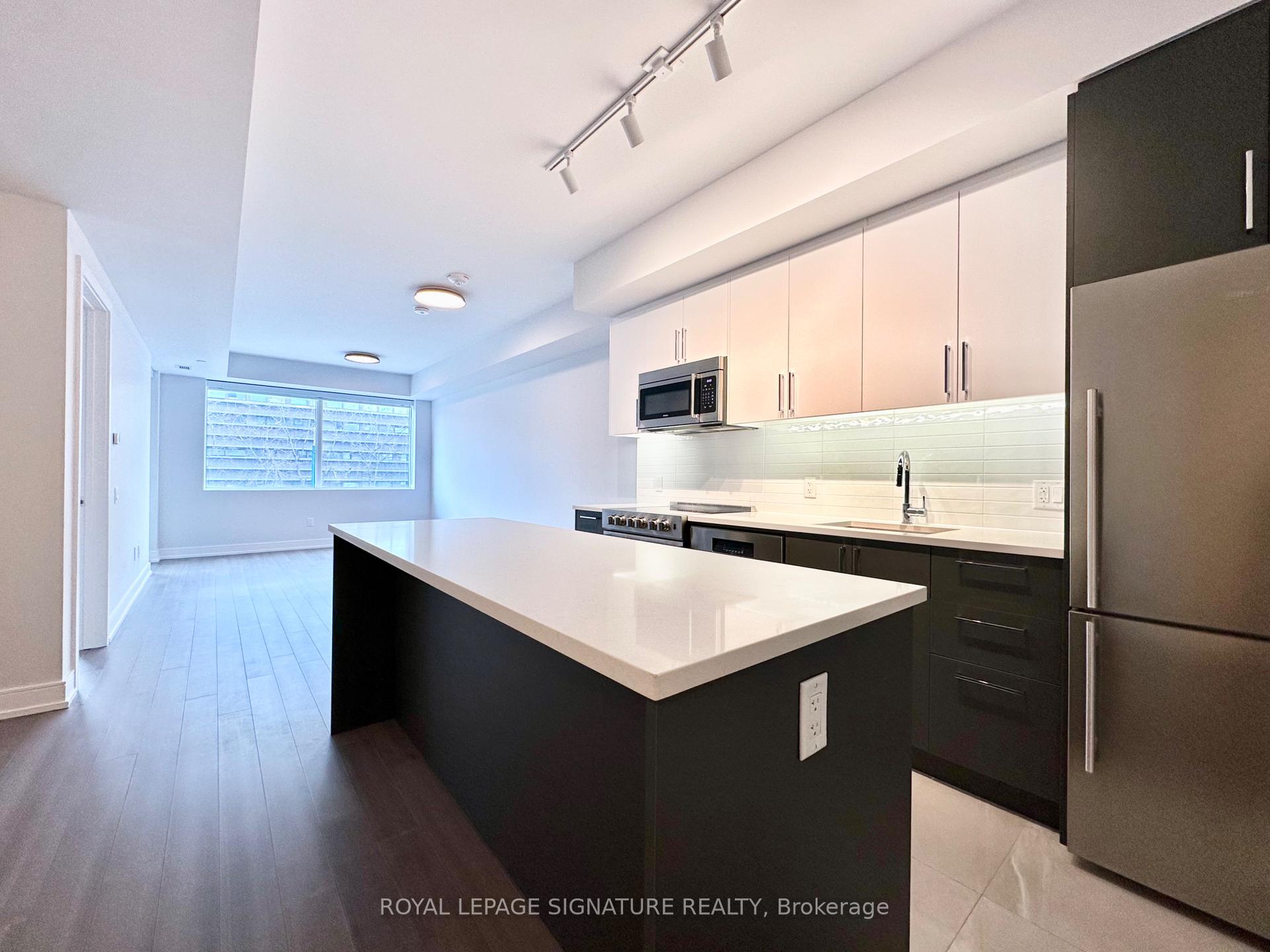 664 Spadina Avenue 210, Toronto C01, ON M5S 0G4