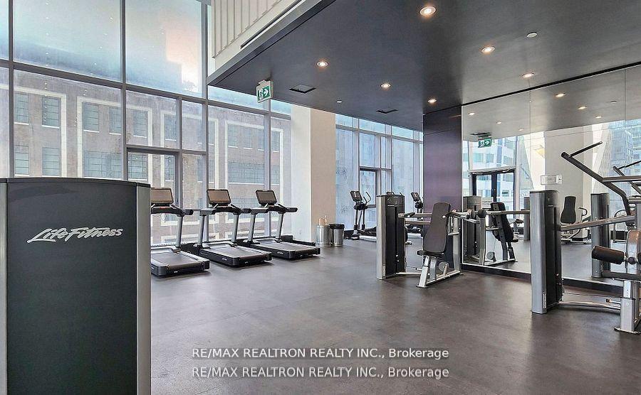 357 King Street W 1504, Toronto C01, ON M5V 0S7