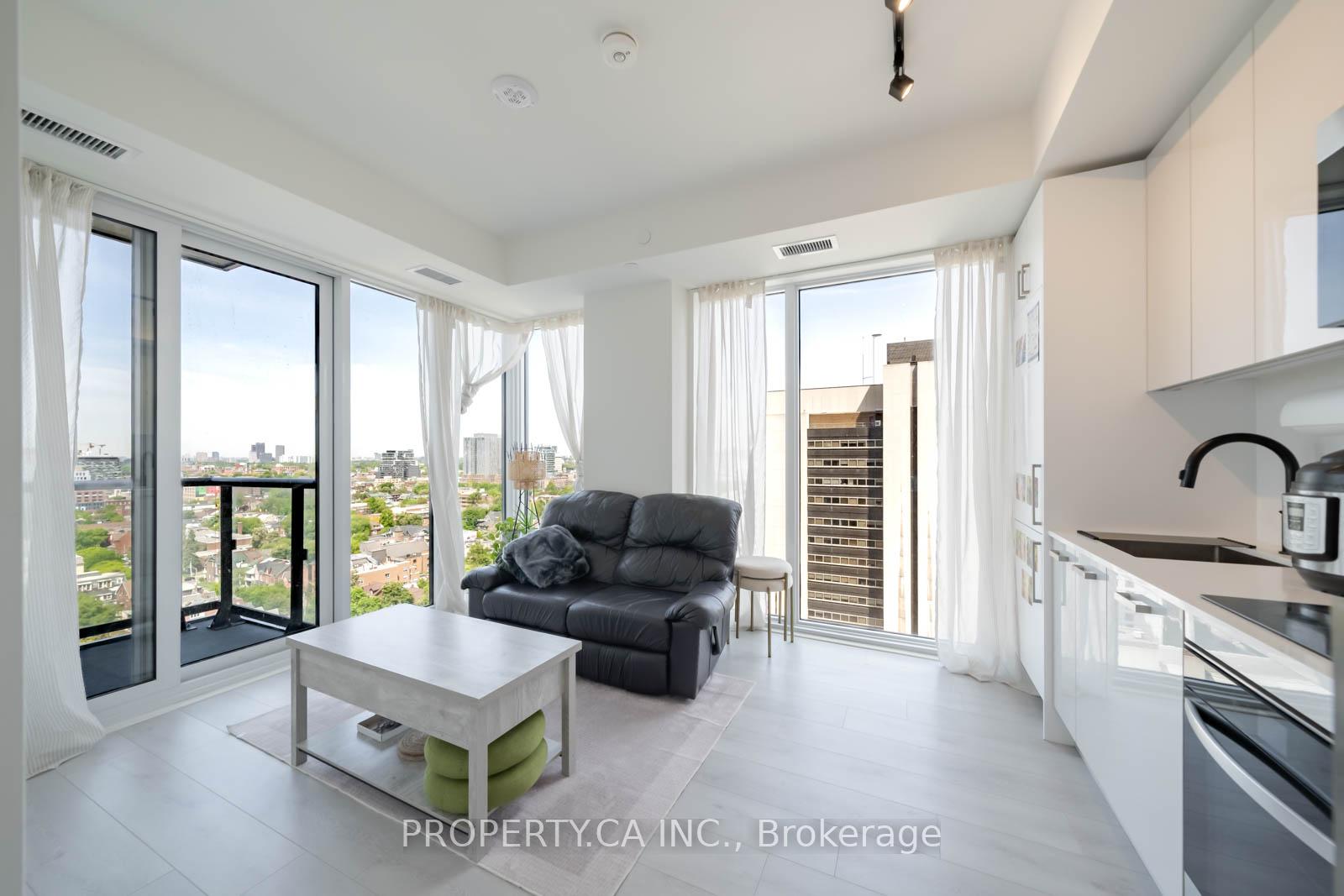 280 Dundas Street W 1702, Toronto C01, ON M5T 0E3