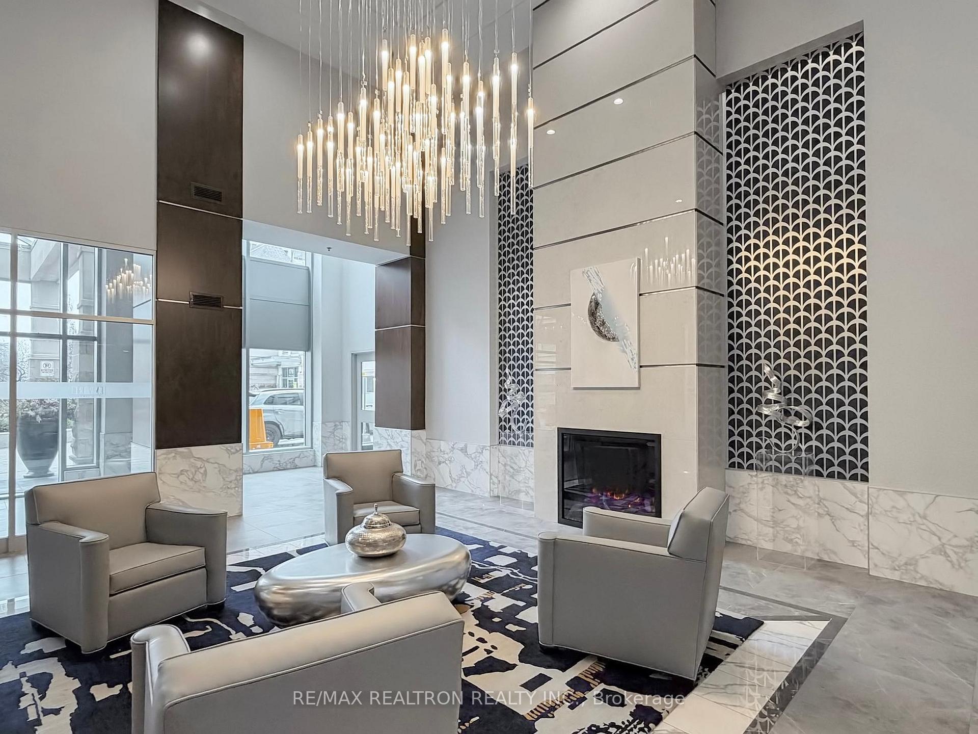 17 Barberry Place 903, Toronto C15, ON M2K 3E2