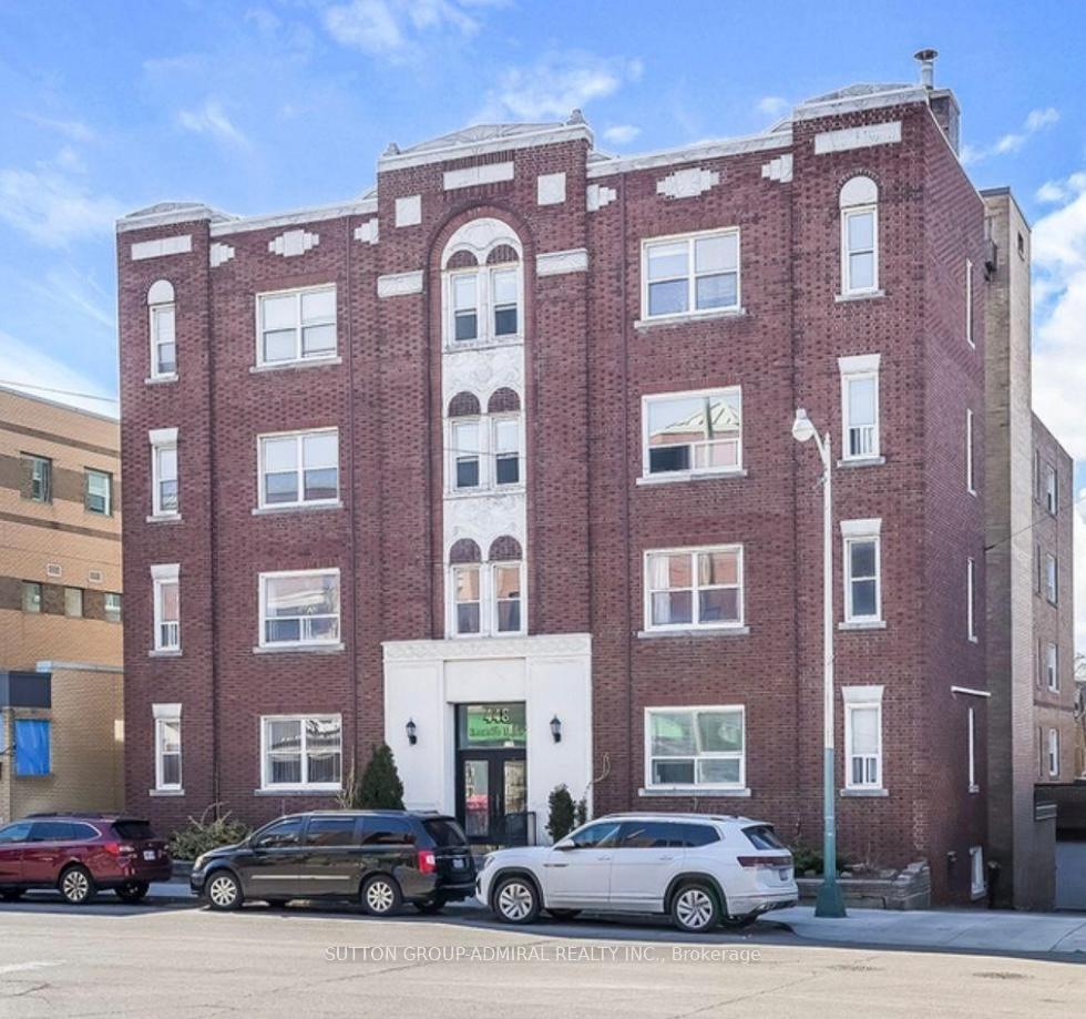 448 Spadina Road 407, Toronto C03, ON M5P 2W4