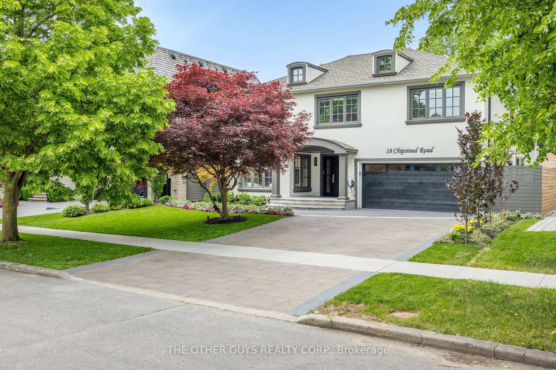 18 Chipstead Road, Toronto C13, ON M3B 3E6