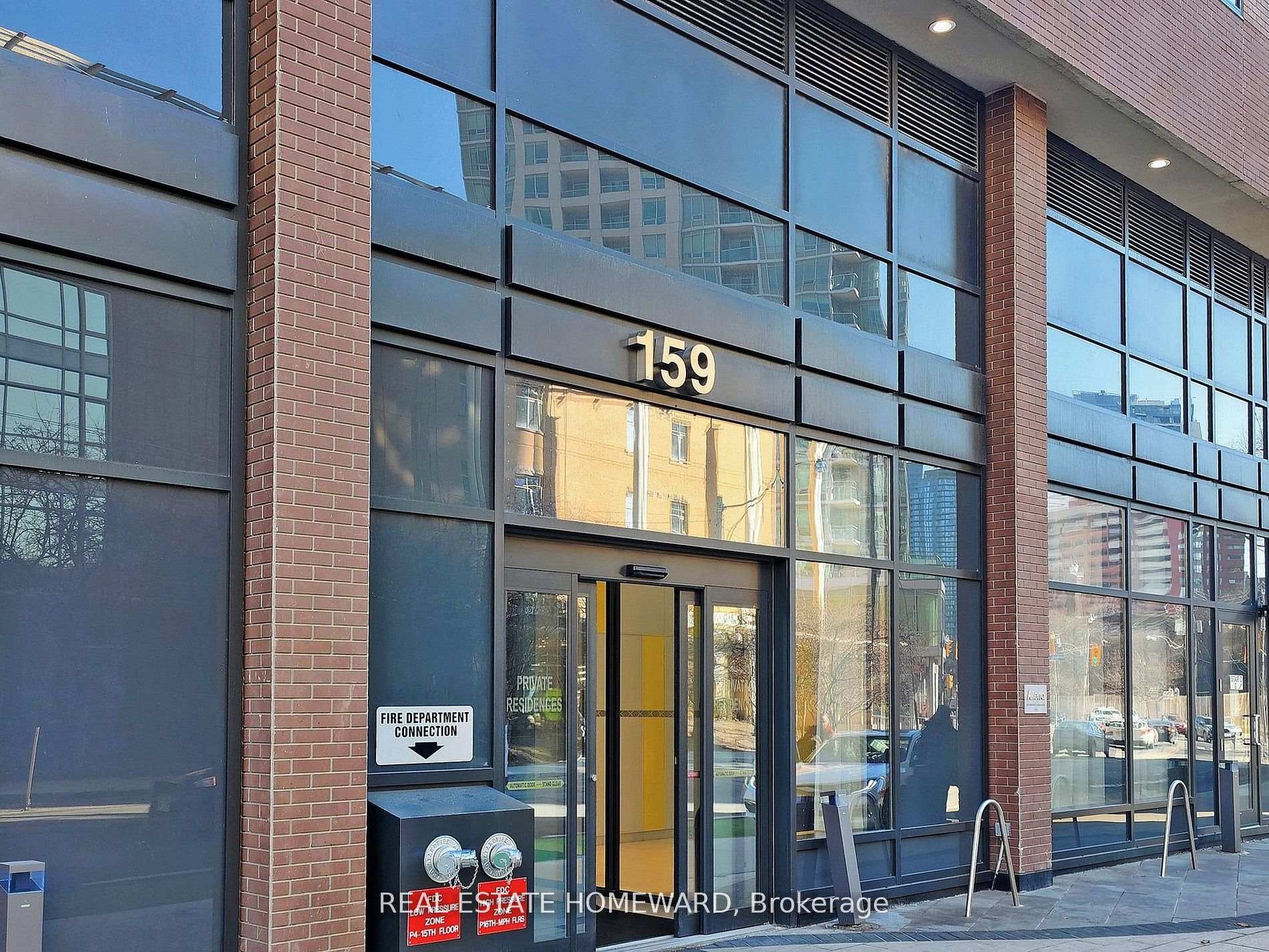 159 Wellesley Street E 1809, Toronto C08, ON M4Y 0H5