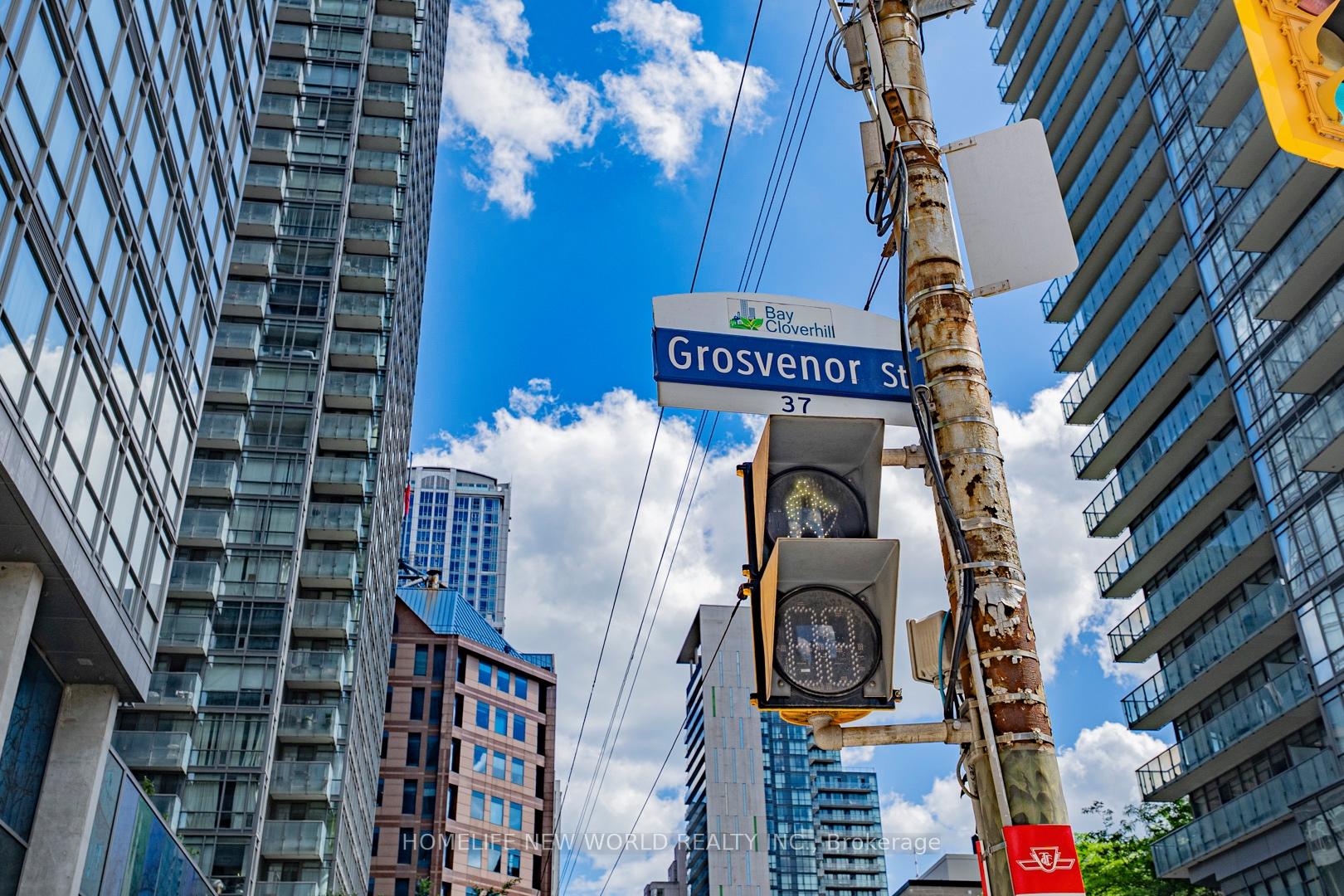 37 Grosvenor Street 607, Toronto C01, ON M4Y 3G5