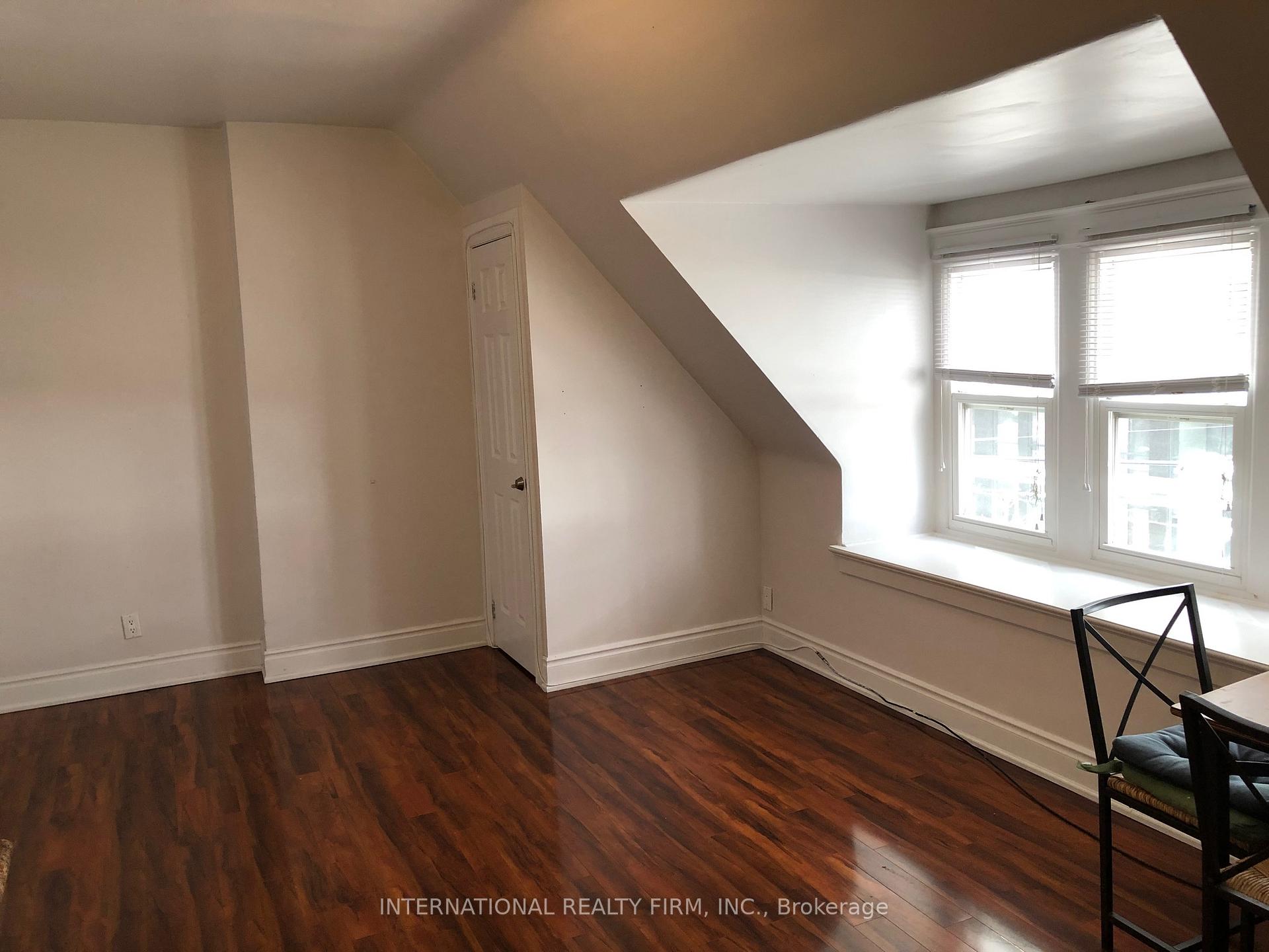 197 Dundas Street E 1A, Toronto C08, ON M5A 1Z4